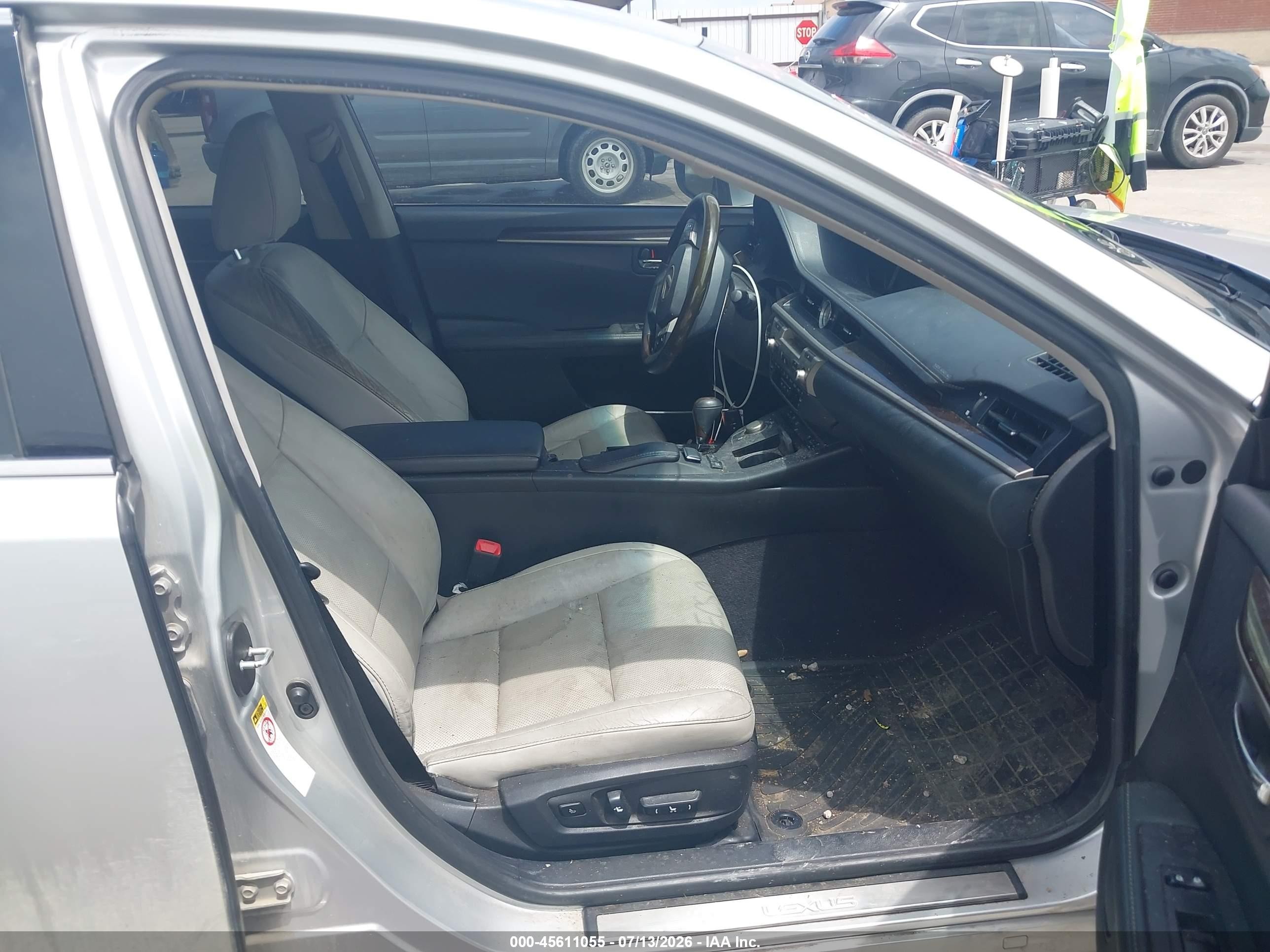 2014 Lexus Es 350   Серебряный vin: JTHBK1GG6E2103381