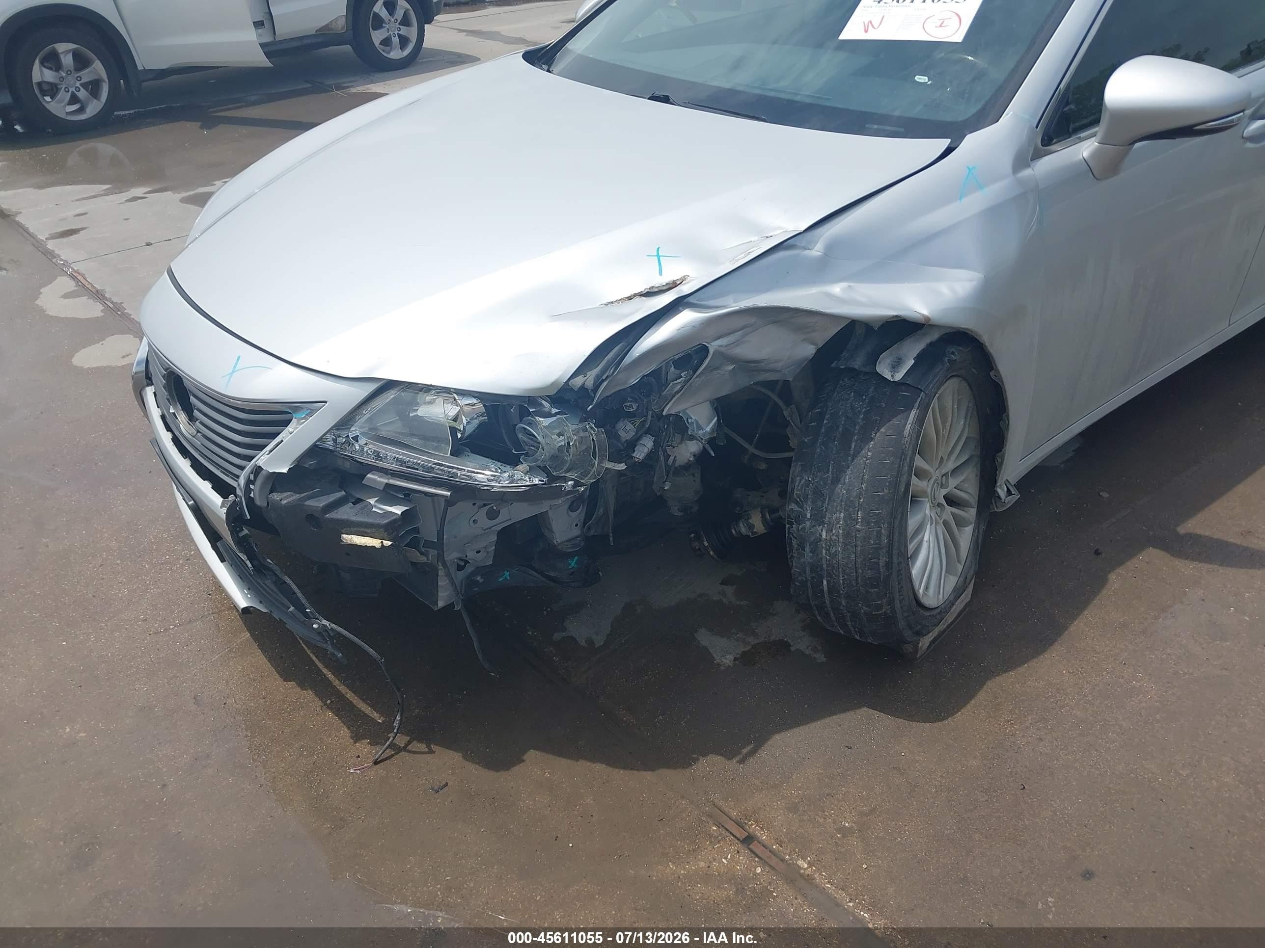 2014 Lexus Es 350   Серебряный vin: JTHBK1GG6E2103381