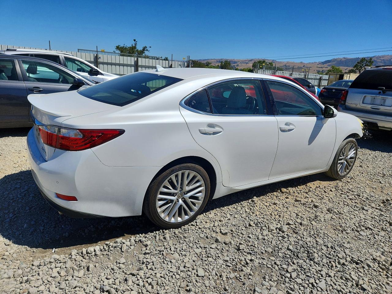 2014 Lexus Es 350 White vin: JTHBK1GG6E2123064
