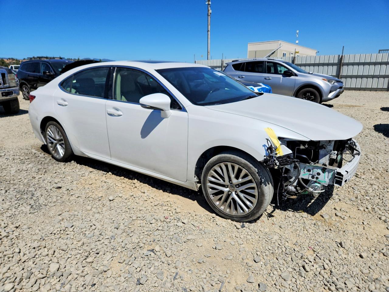 2014 Lexus Es 350 White vin: JTHBK1GG6E2123064