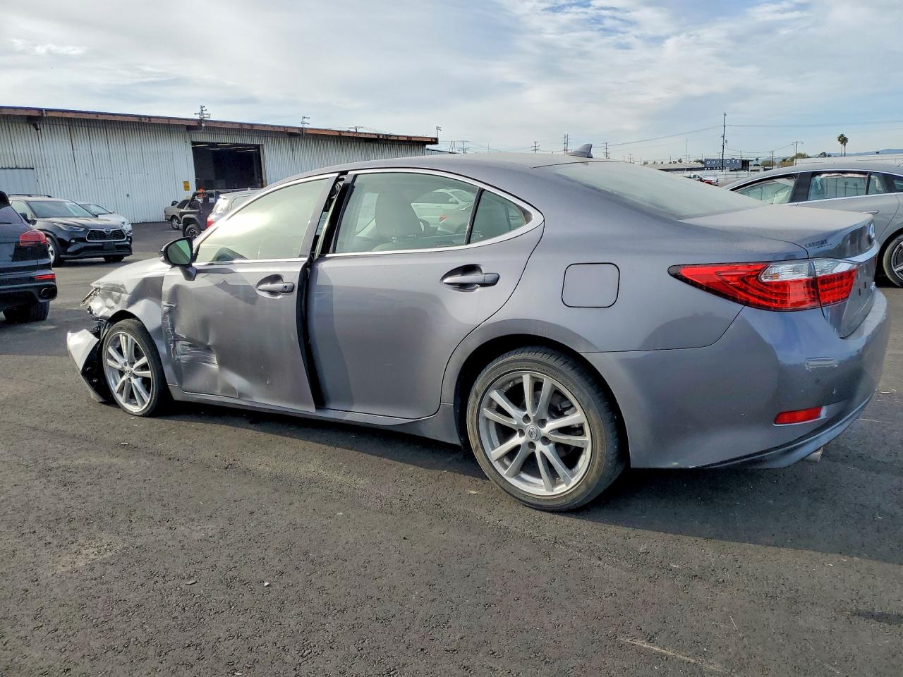 2014 Lexus Es Gray vin: JTHBK1GG6E2141595