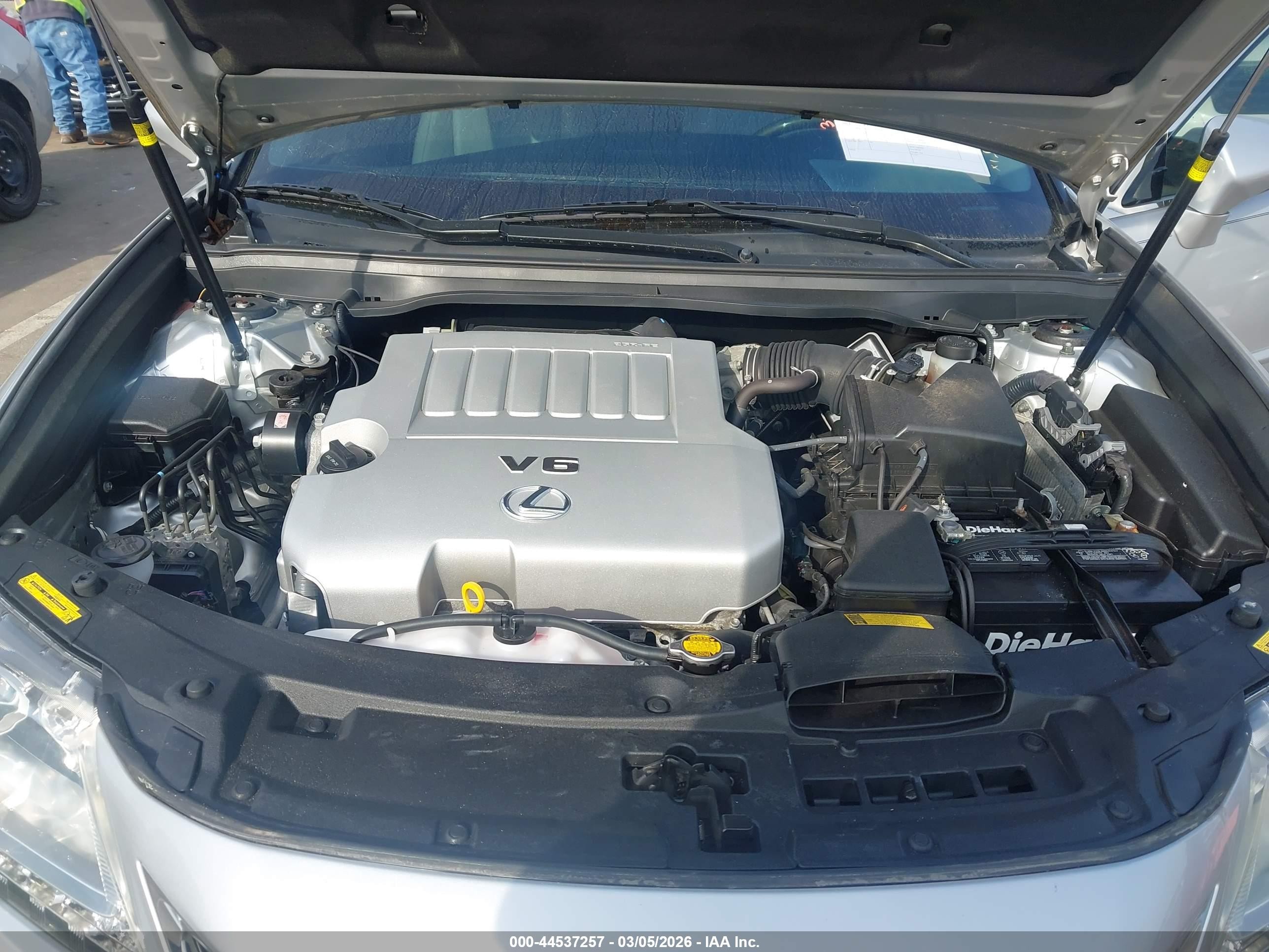 2014 Lexus Es 350   Silver vin: JTHBK1GG6E2142018