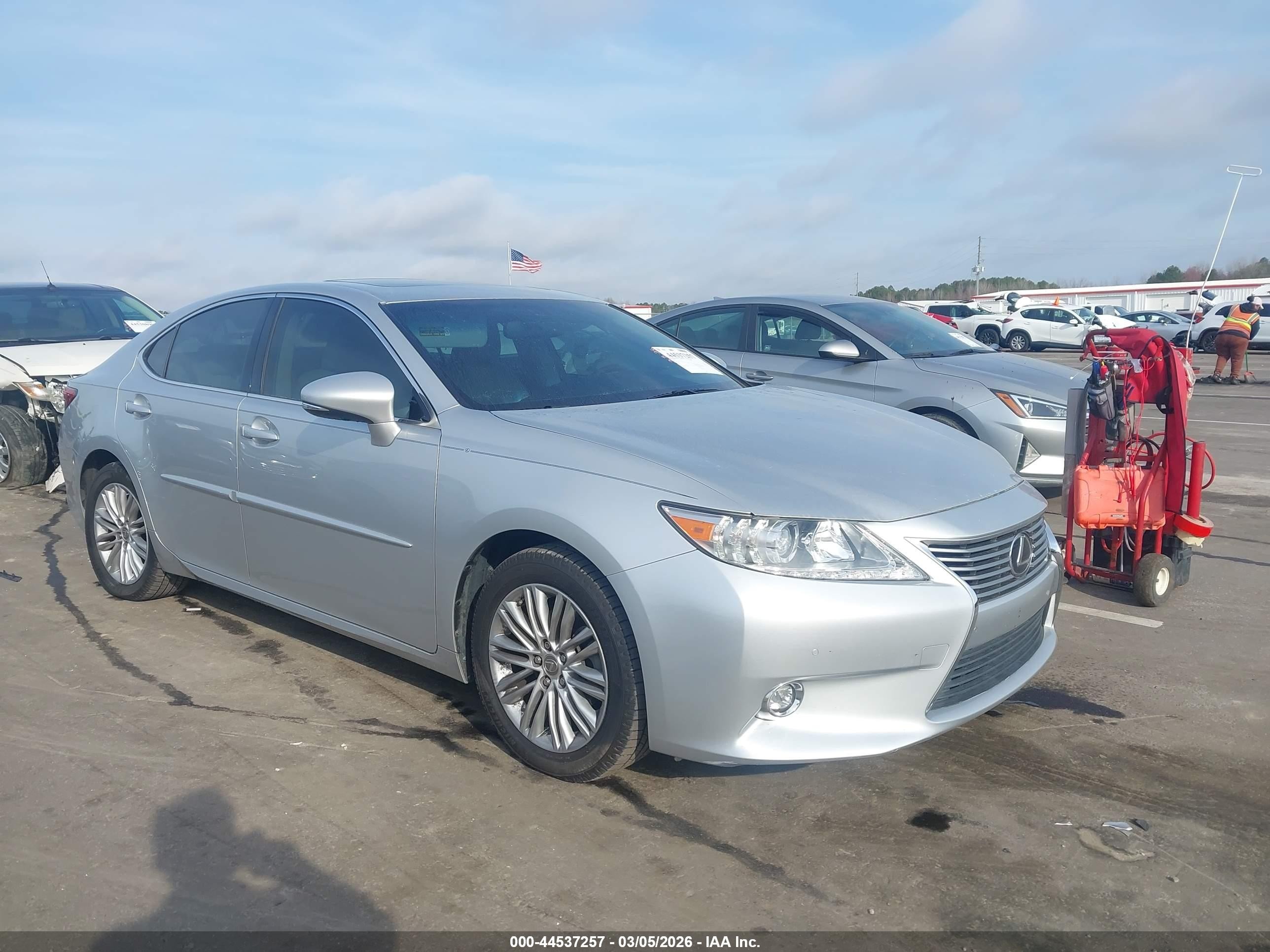 2014 Lexus Es 350   Silver vin: JTHBK1GG6E2142018