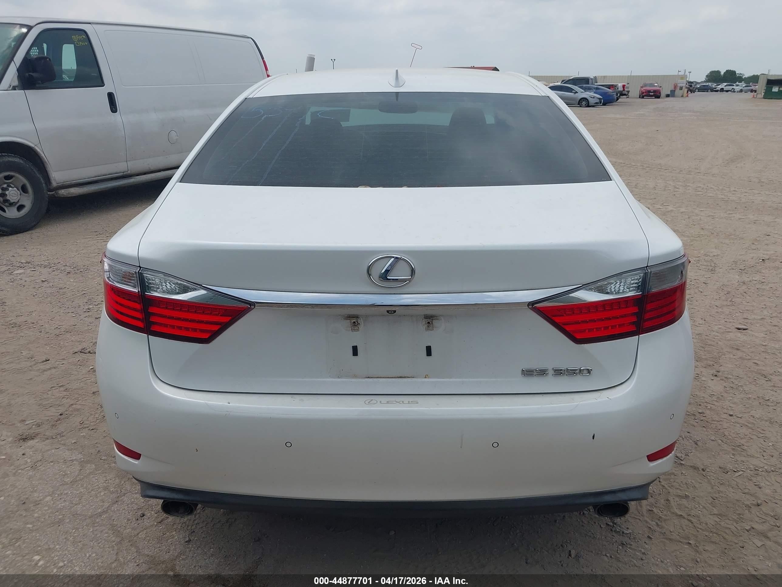 2015 Lexus Es 350   White vin: JTHBK1GG6F2157054
