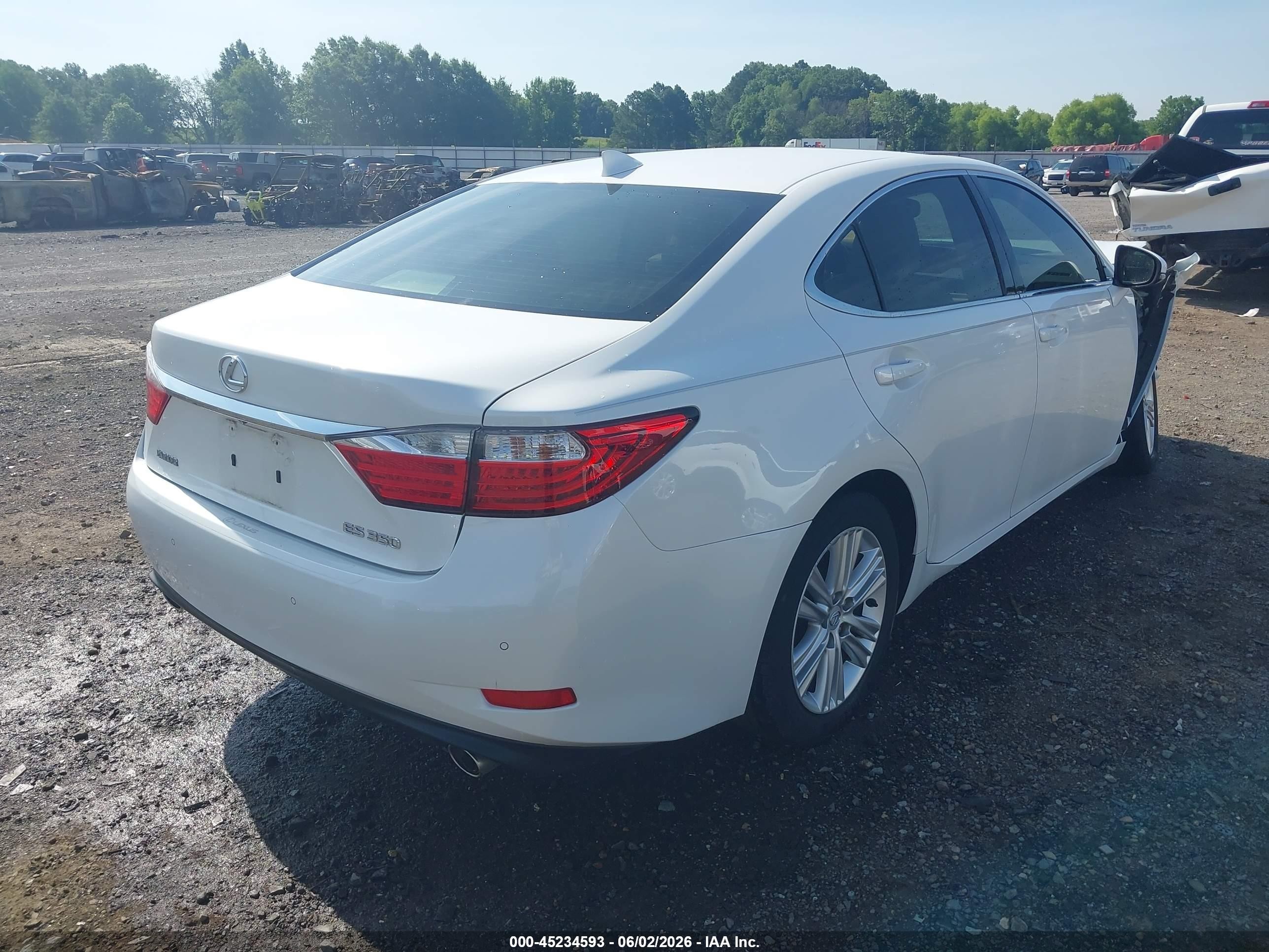 2015 Lexus Es 350   Белый vin: JTHBK1GG6F2166868