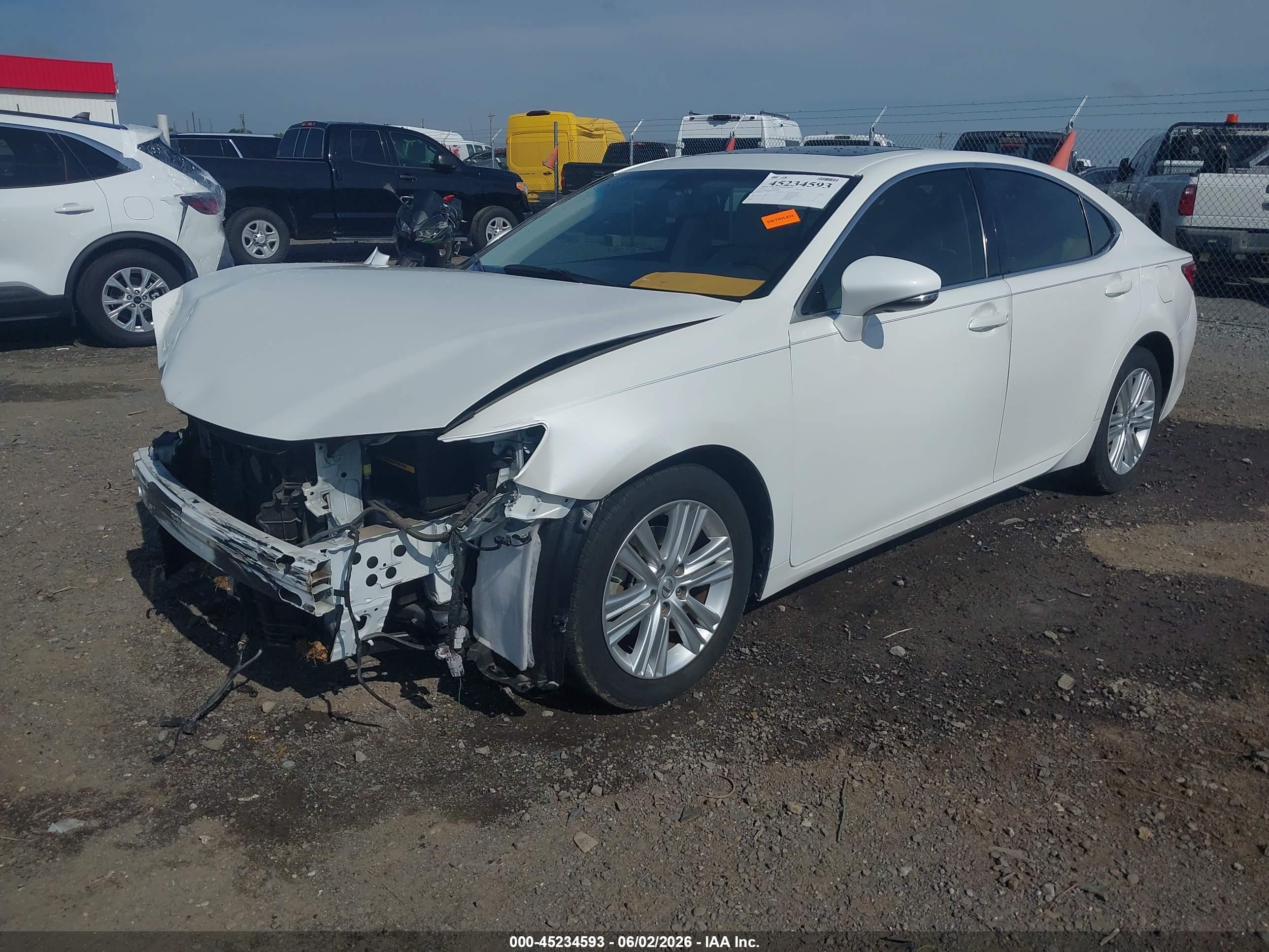 2015 Lexus Es 350   Белый vin: JTHBK1GG6F2166868