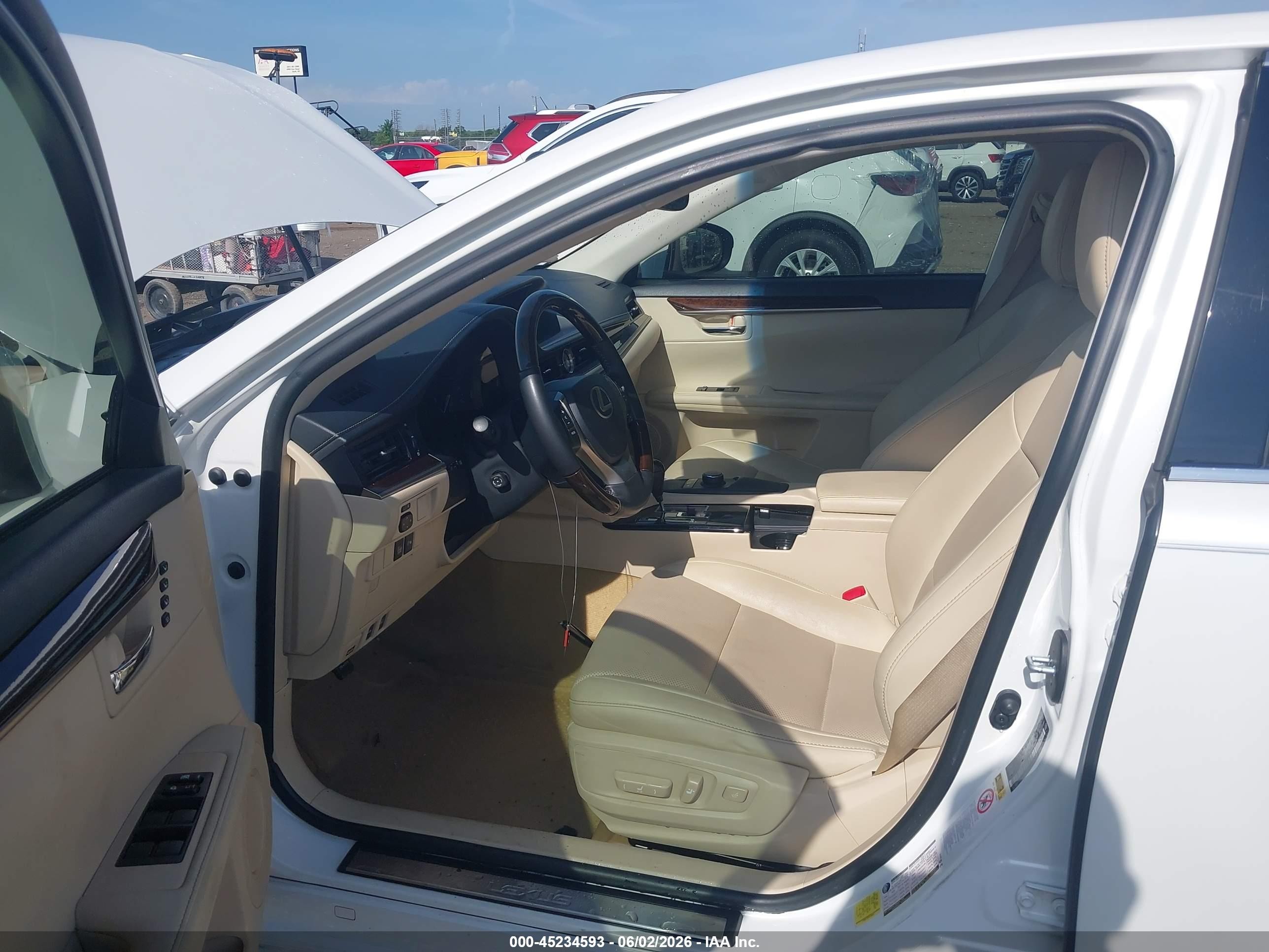 2015 Lexus Es 350   Белый vin: JTHBK1GG6F2166868
