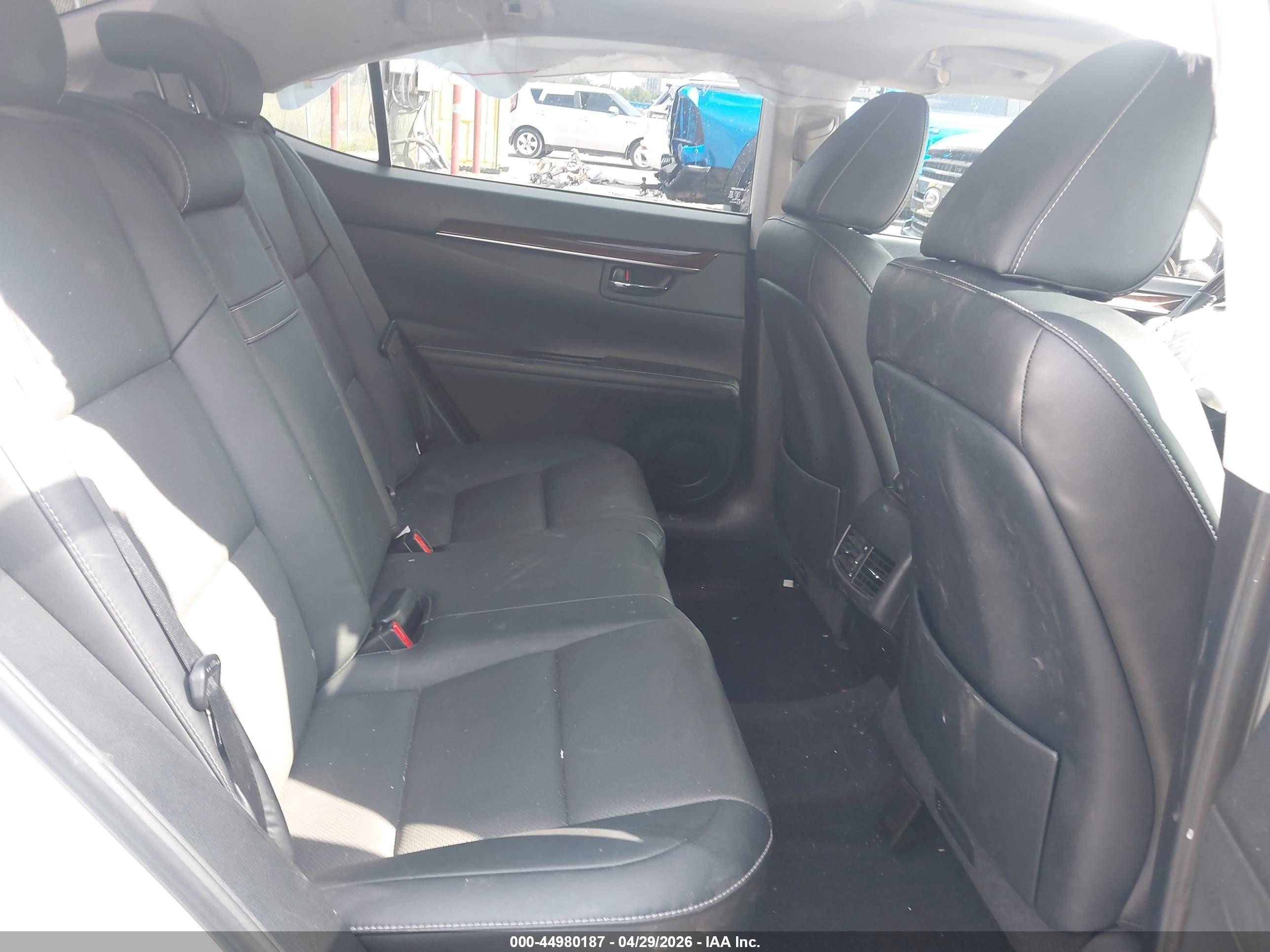 2015 Lexus Es 350   Silver vin: JTHBK1GG6F2173349