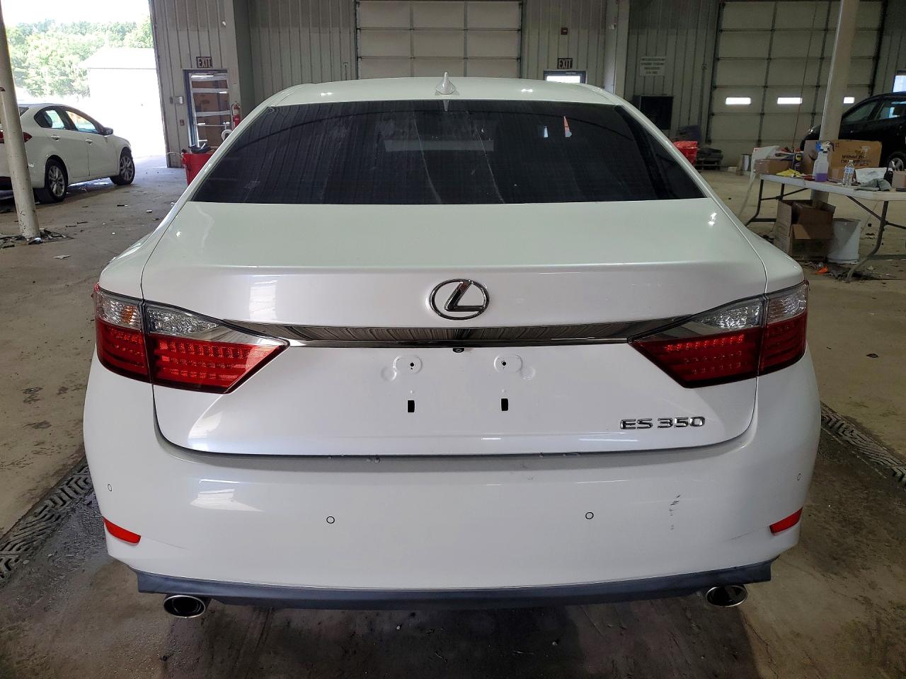 2015 Lexus Es 350 Белый vin: JTHBK1GG6F2174128