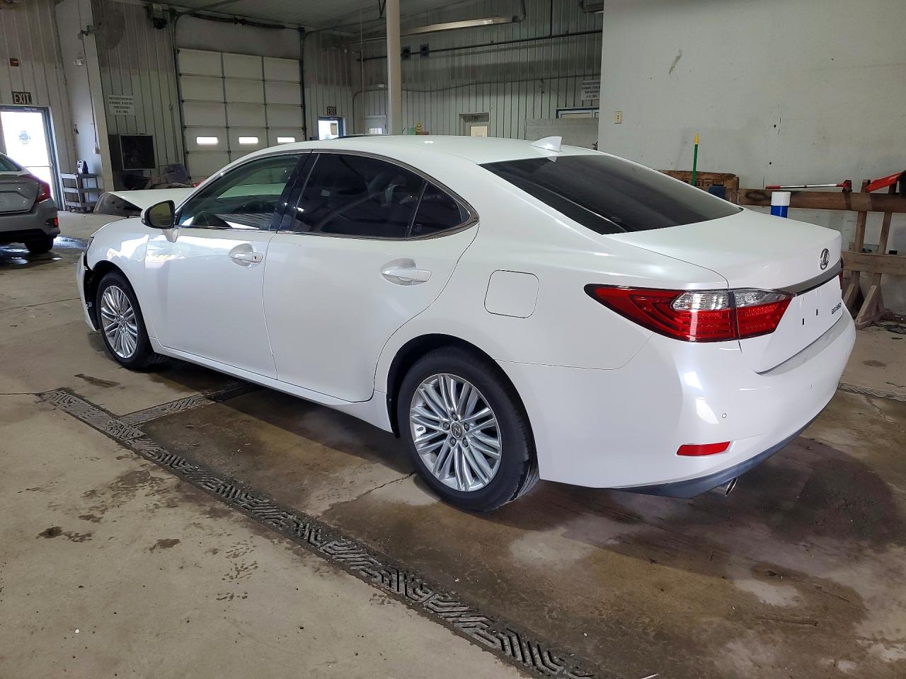 2015 Lexus Es 350 Белый vin: JTHBK1GG6F2174128