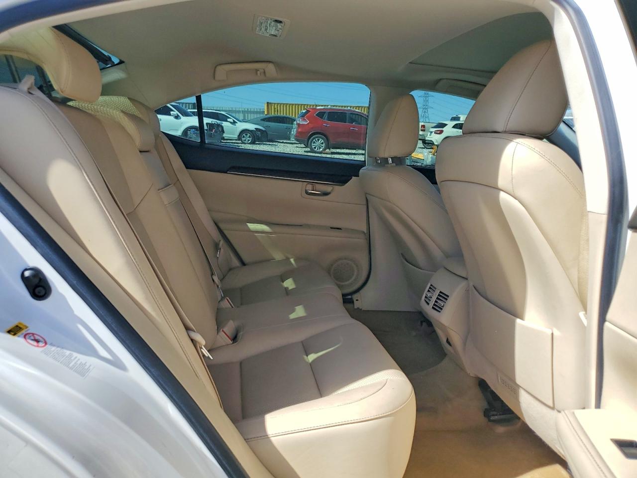 2015 Lexus Es 350 White vin: JTHBK1GG6F2202218