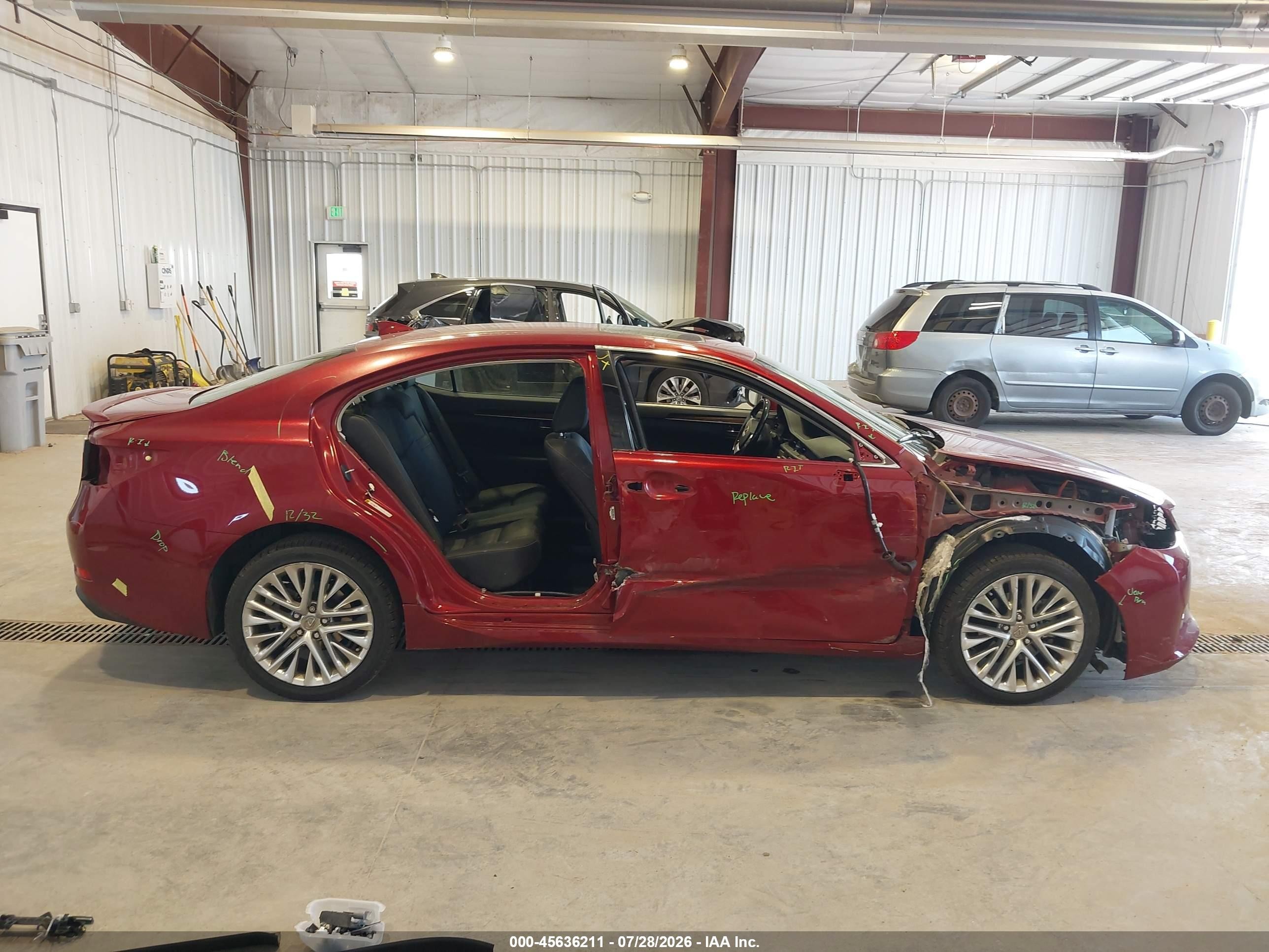 2015 Lexus Es 350   Red vin: JTHBK1GG6F2207838