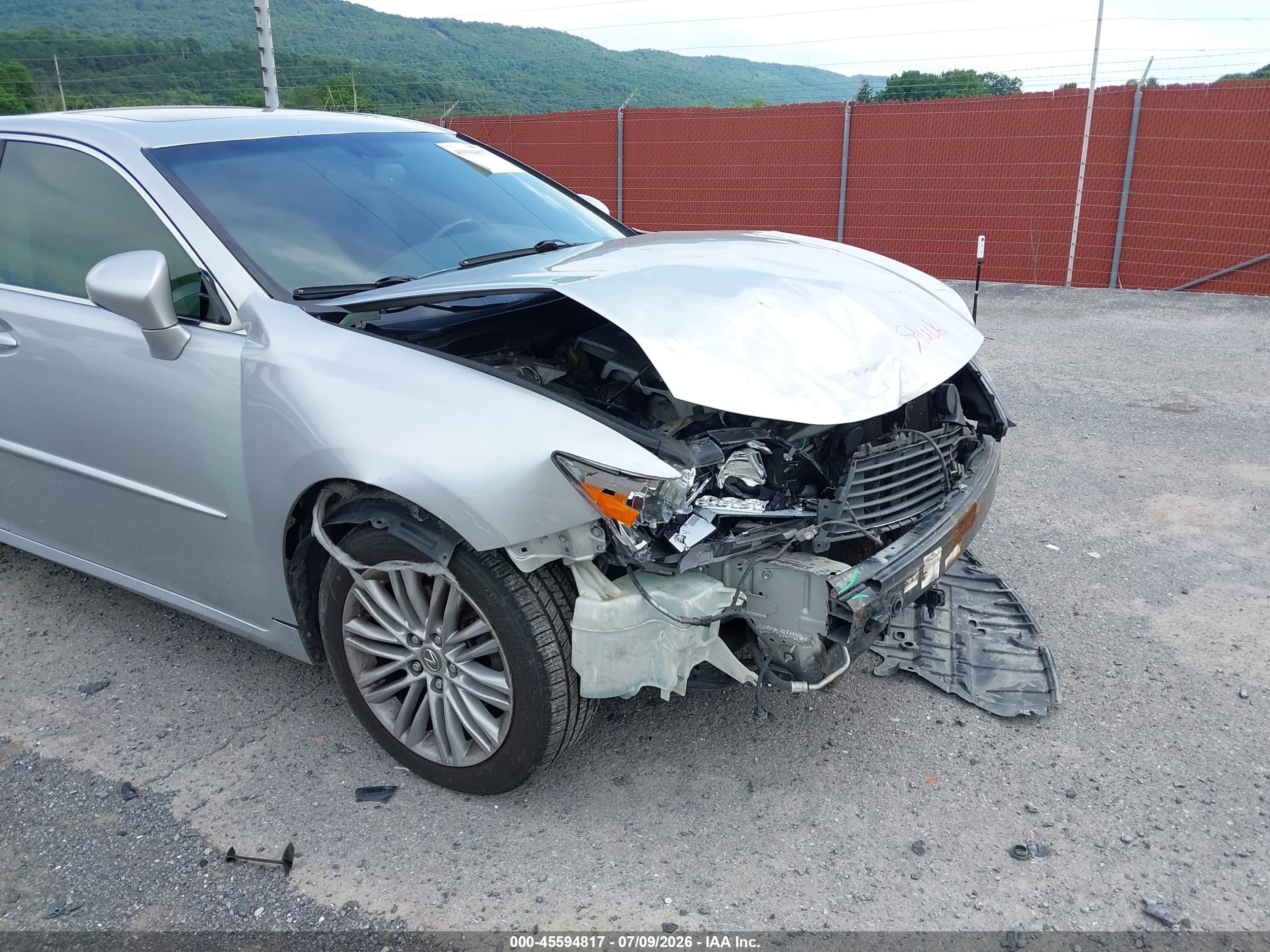 2013 Lexus Es 350   Silver vin: JTHBK1GG7D2019598