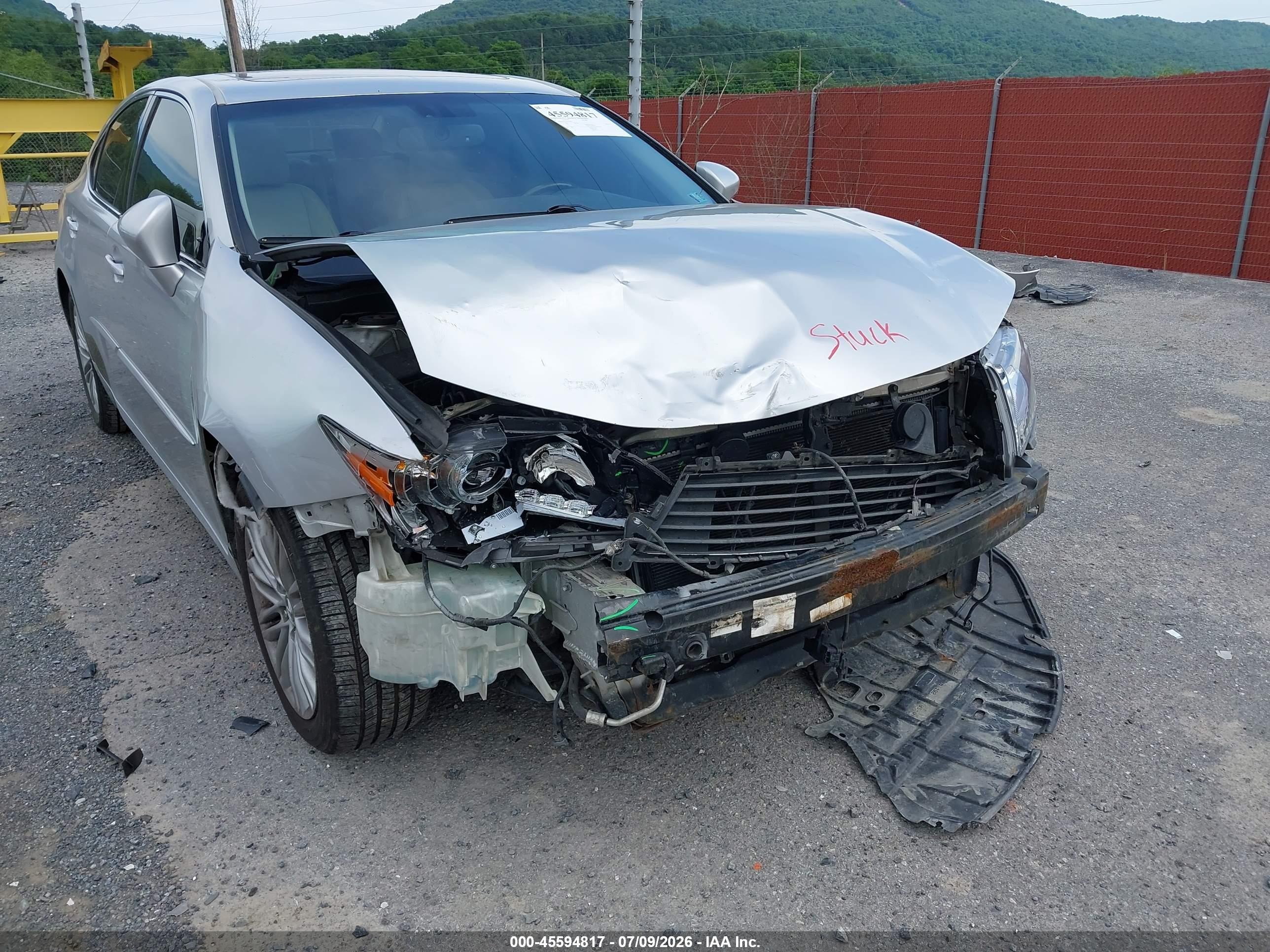 2013 Lexus Es 350   Silver vin: JTHBK1GG7D2019598