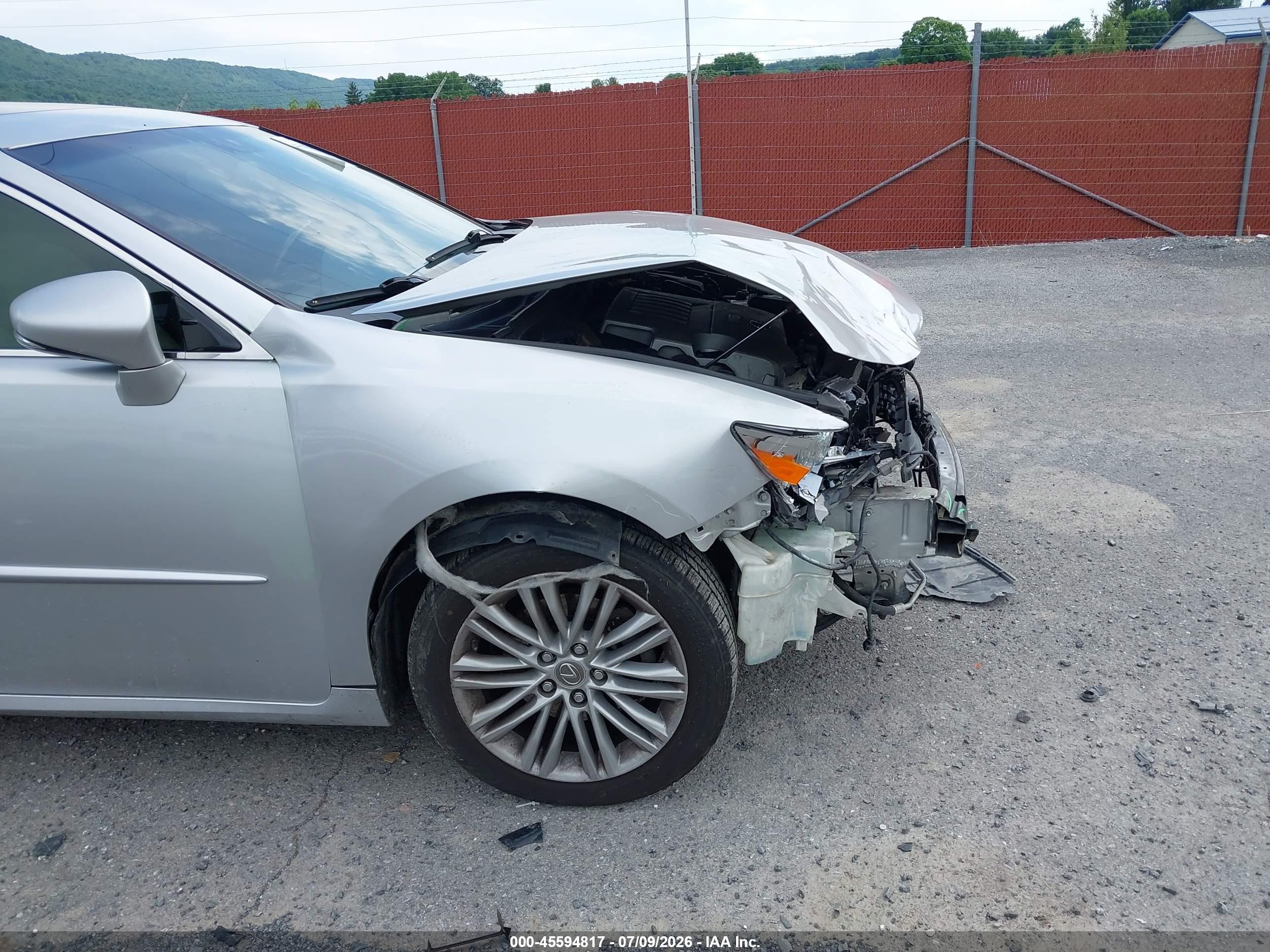 2013 Lexus Es 350   Silver vin: JTHBK1GG7D2019598