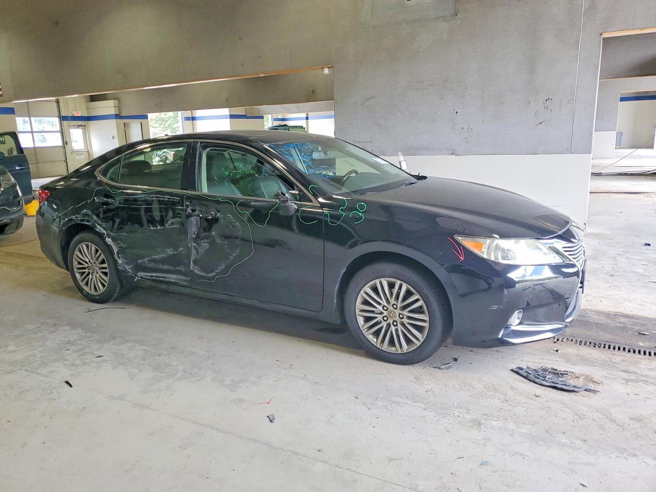2013 Lexus Es 350 Черный vin: JTHBK1GG7D2054514