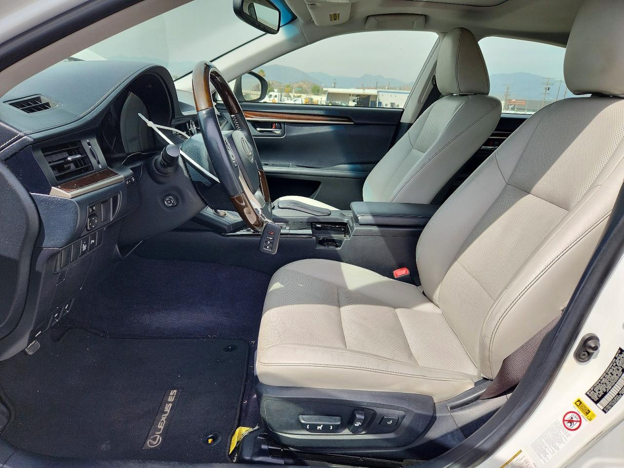 2013 Lexus Es 350 White vin: JTHBK1GG7D2057624