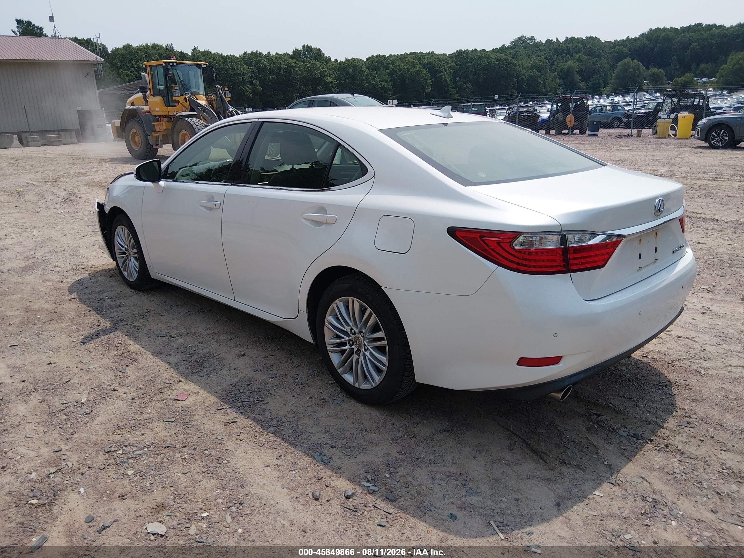 2013 Lexus Es 350   White vin: JTHBK1GG7D2063195