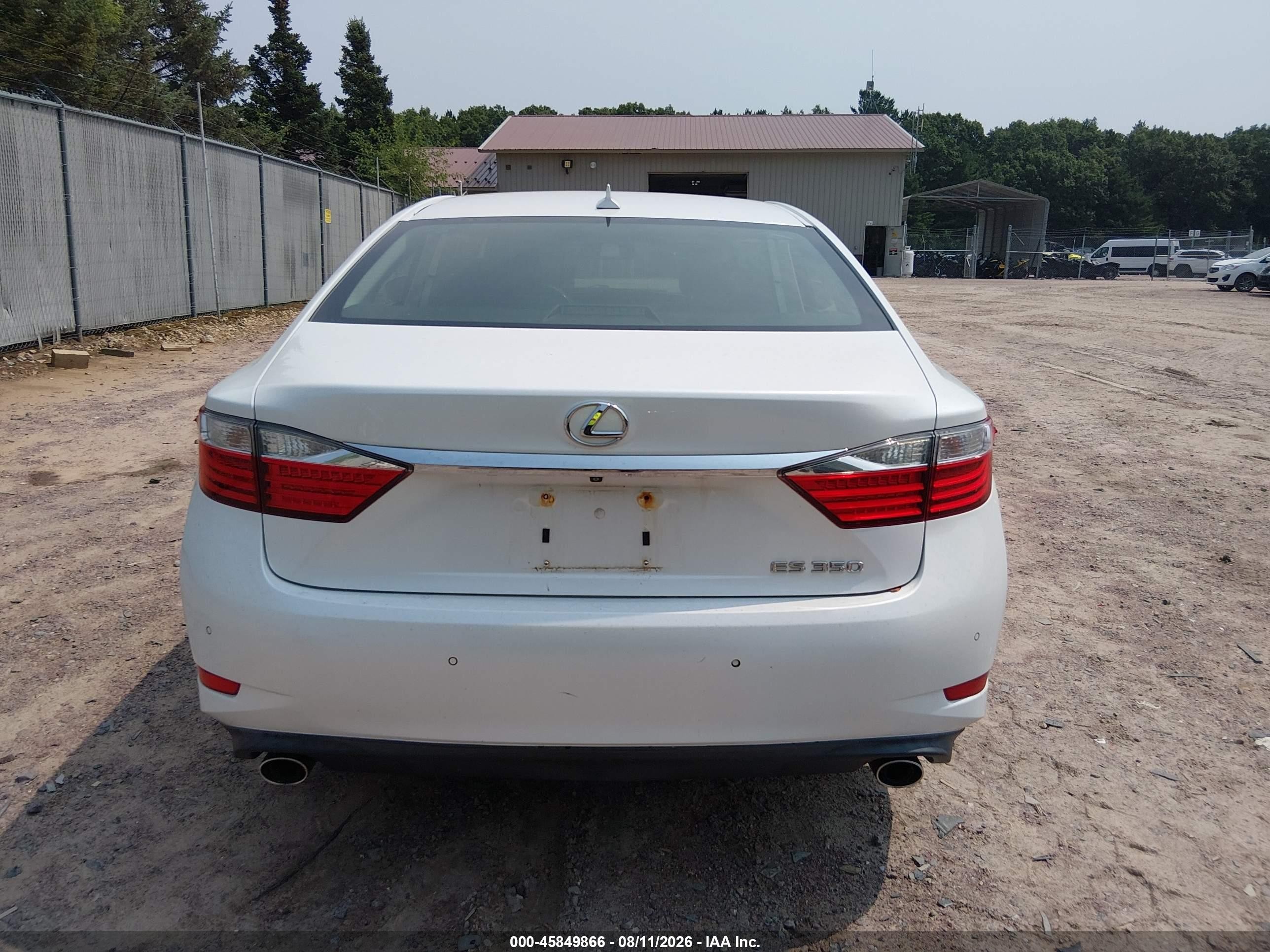 2013 Lexus Es 350   White vin: JTHBK1GG7D2063195