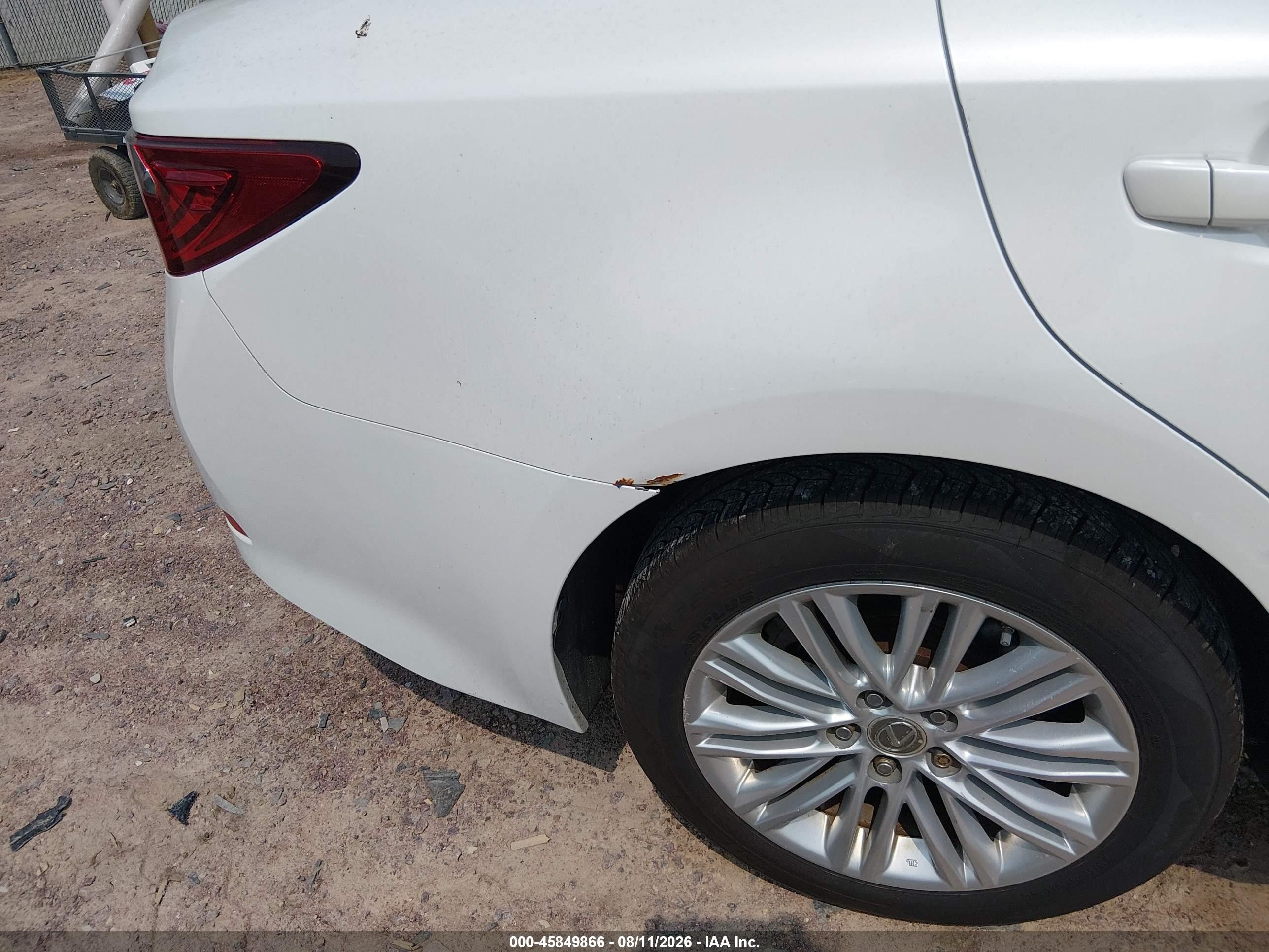 2013 Lexus Es 350   White vin: JTHBK1GG7D2063195