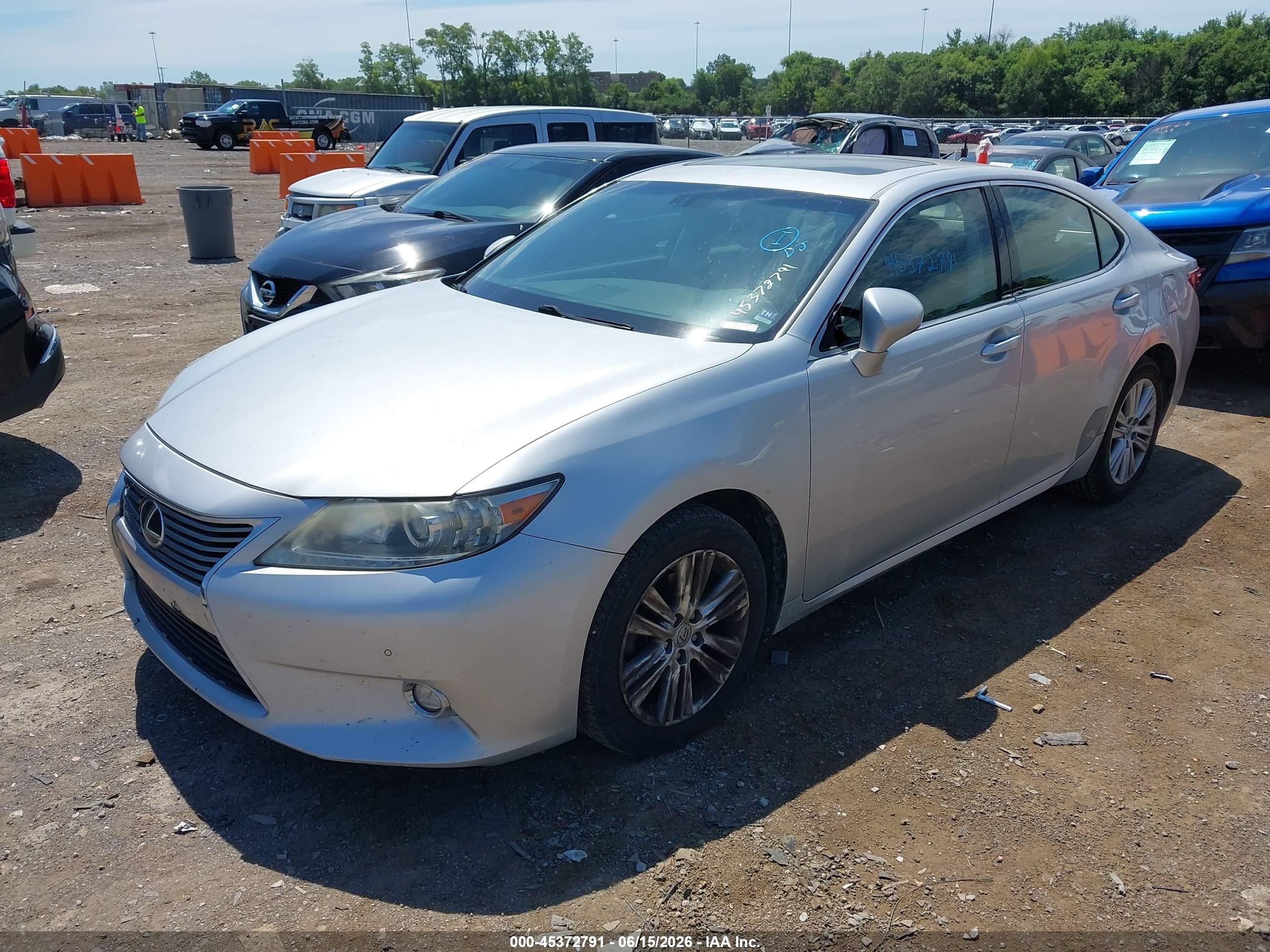 2014 Lexus Es 350   Silver vin: JTHBK1GG7E2086235