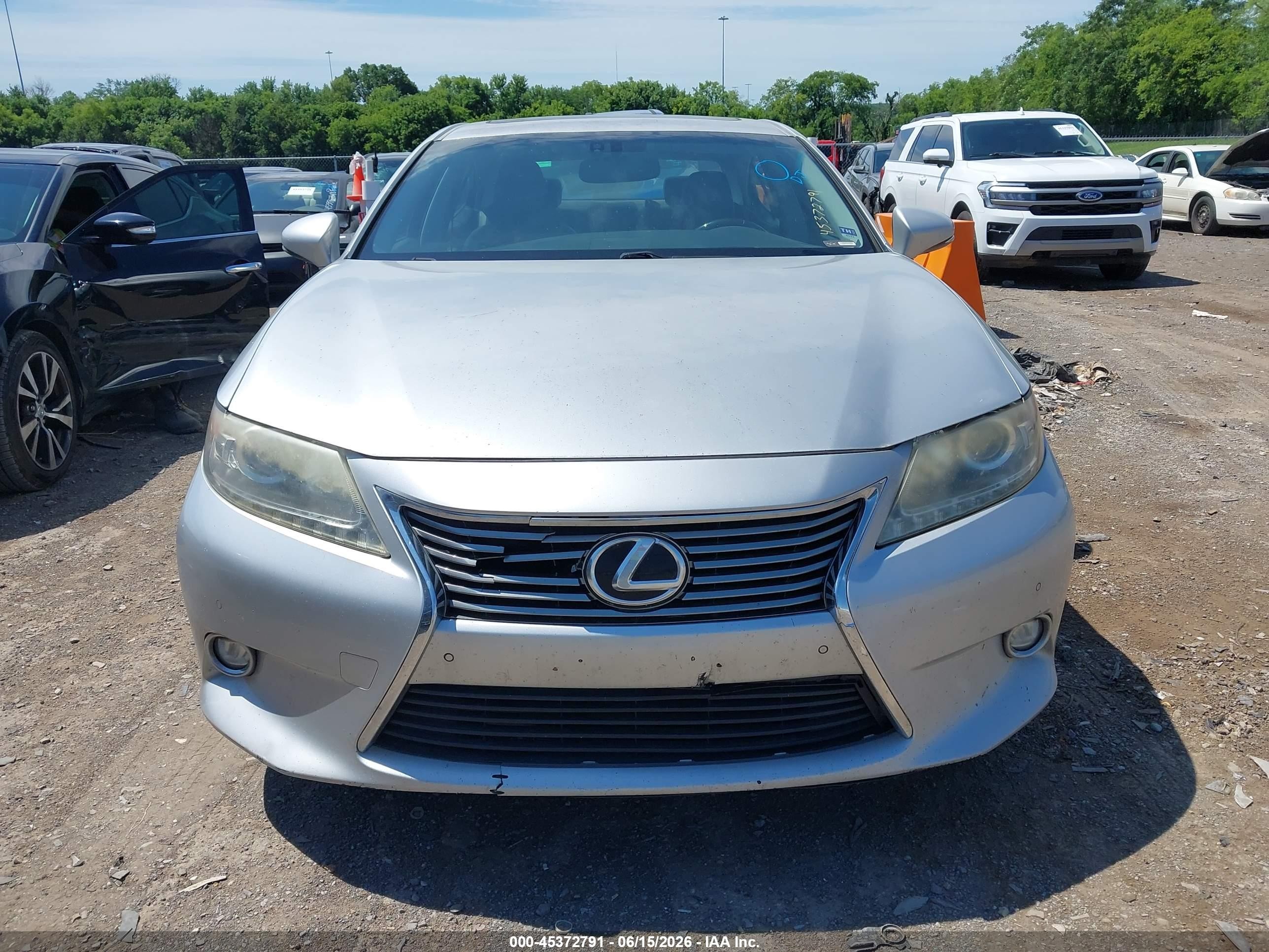 2014 Lexus Es 350   Silver vin: JTHBK1GG7E2086235