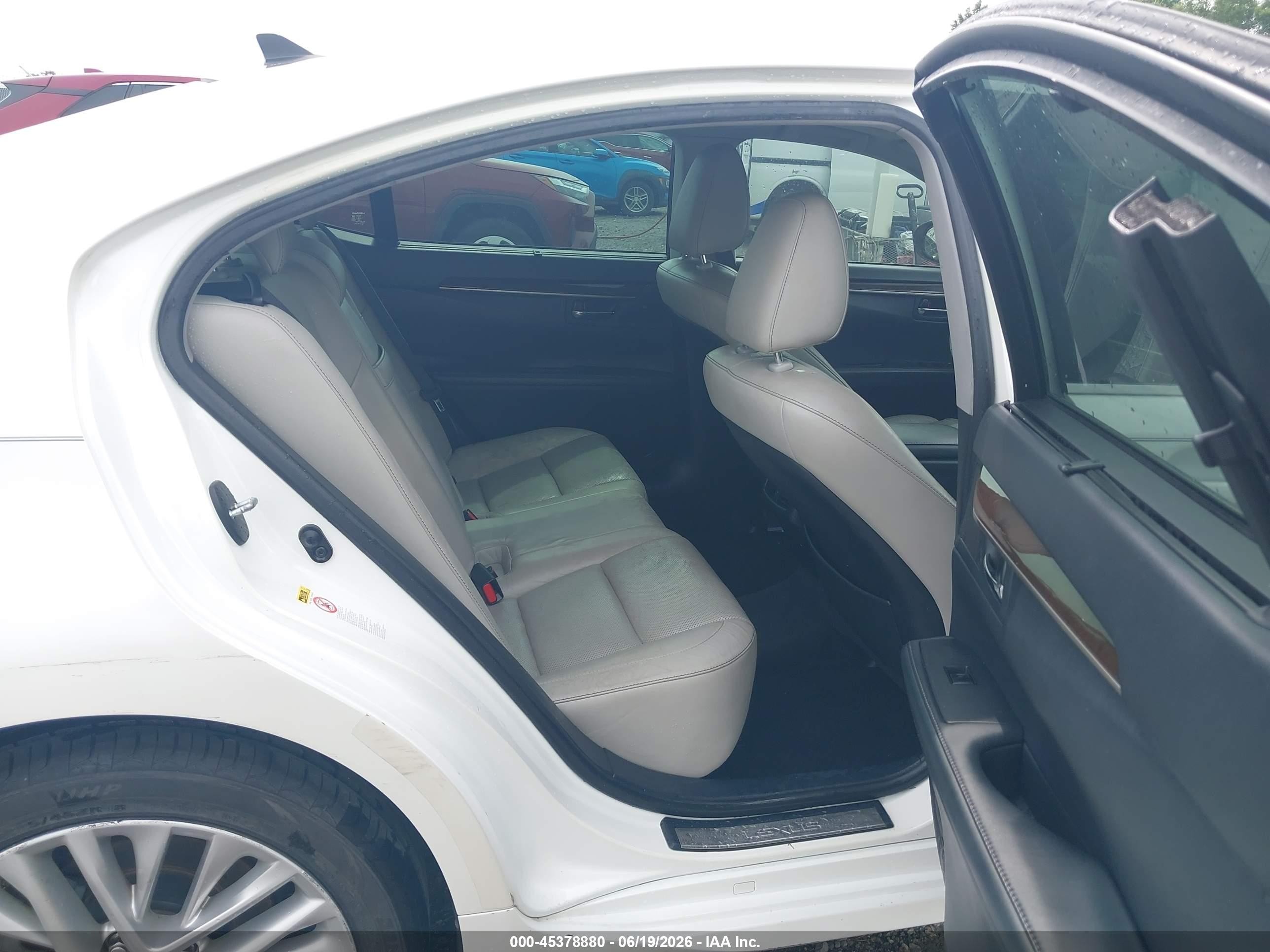 2014 Lexus Es 350   White vin: JTHBK1GG7E2116513