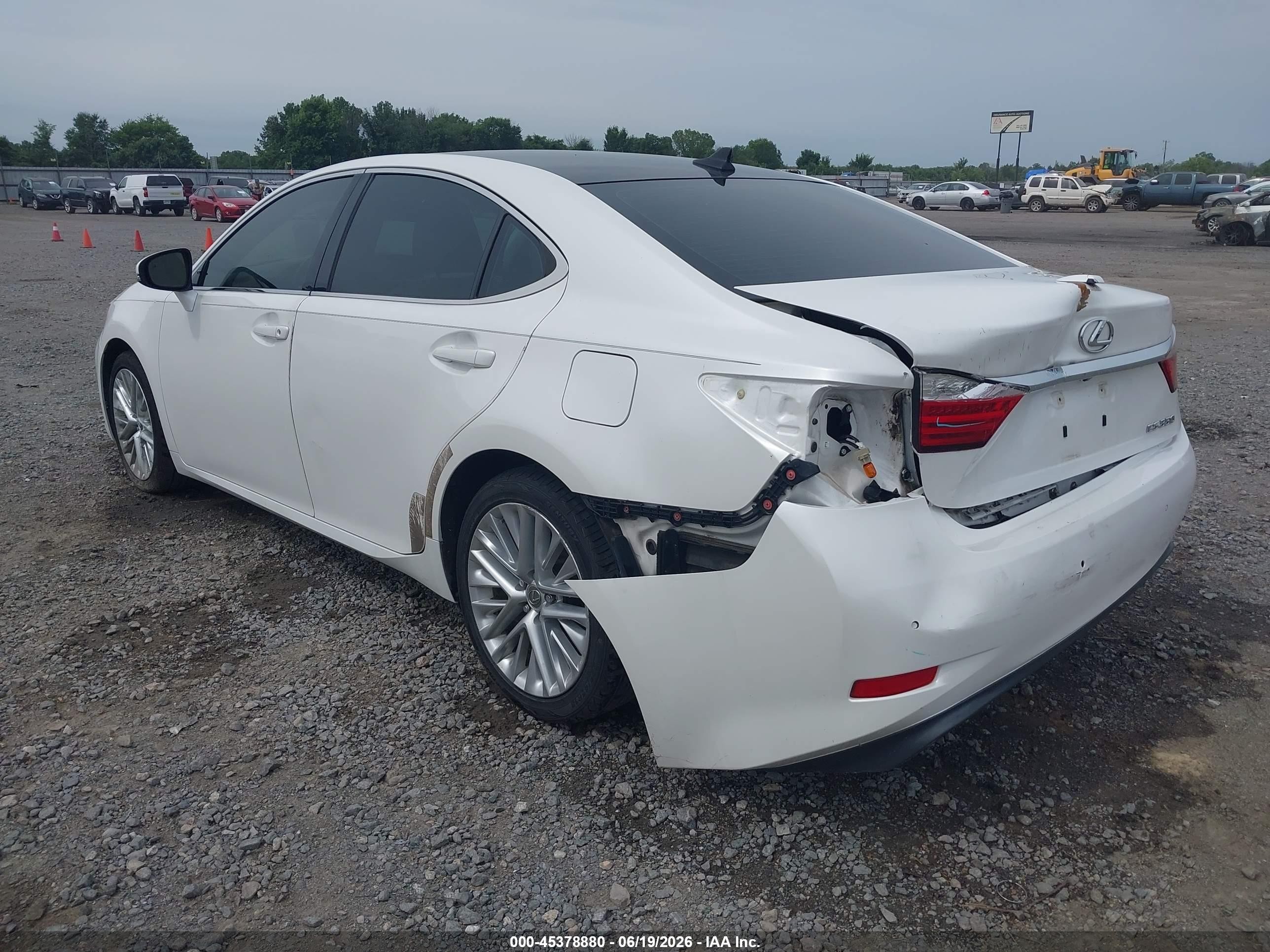 2014 Lexus Es 350   White vin: JTHBK1GG7E2116513