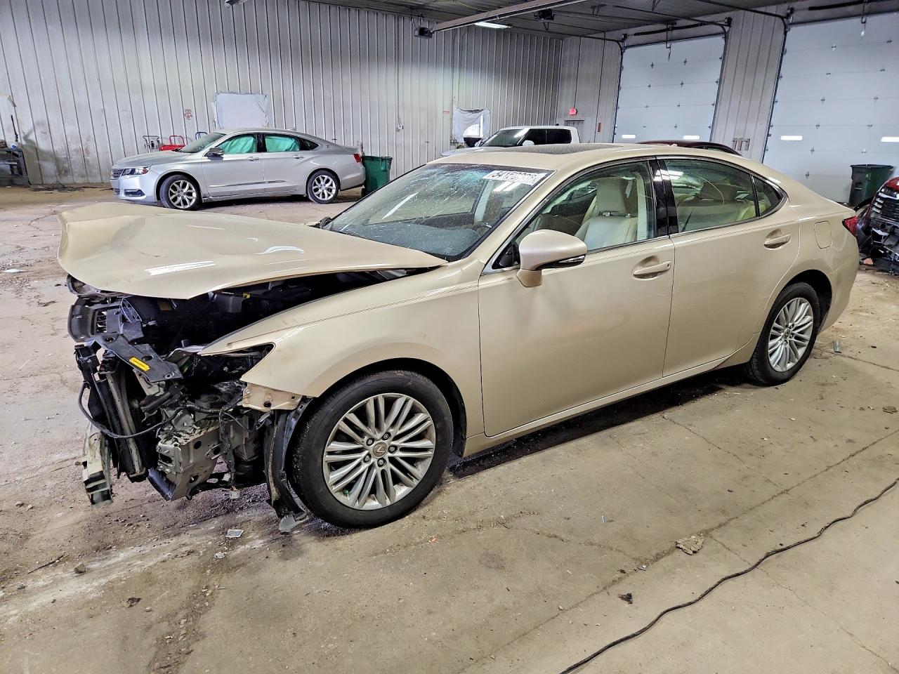 2014 Lexus Es 350 Beige vin: JTHBK1GG7E2129973