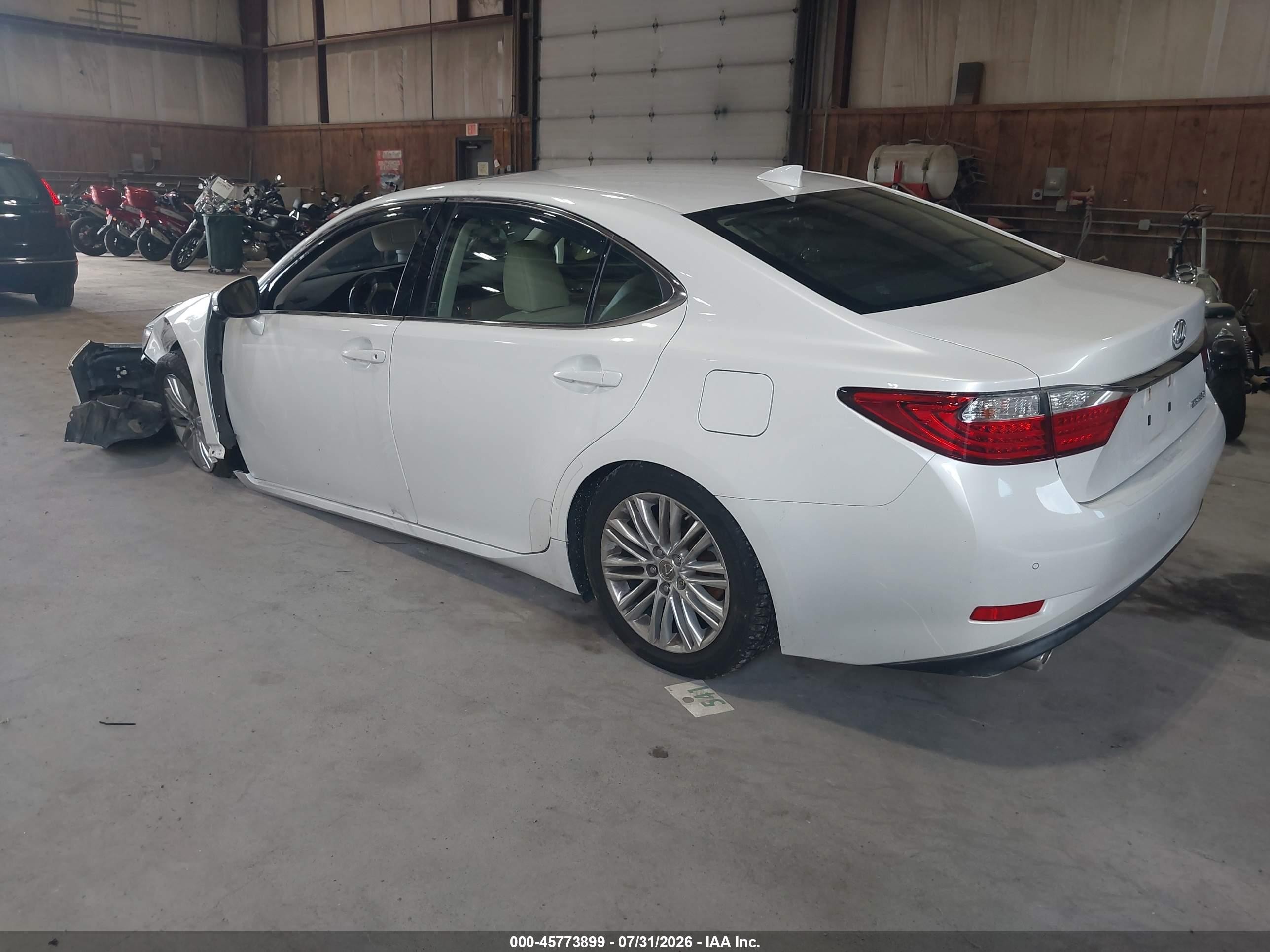 2015 Lexus Es 350   Белый vin: JTHBK1GG7F2153871
