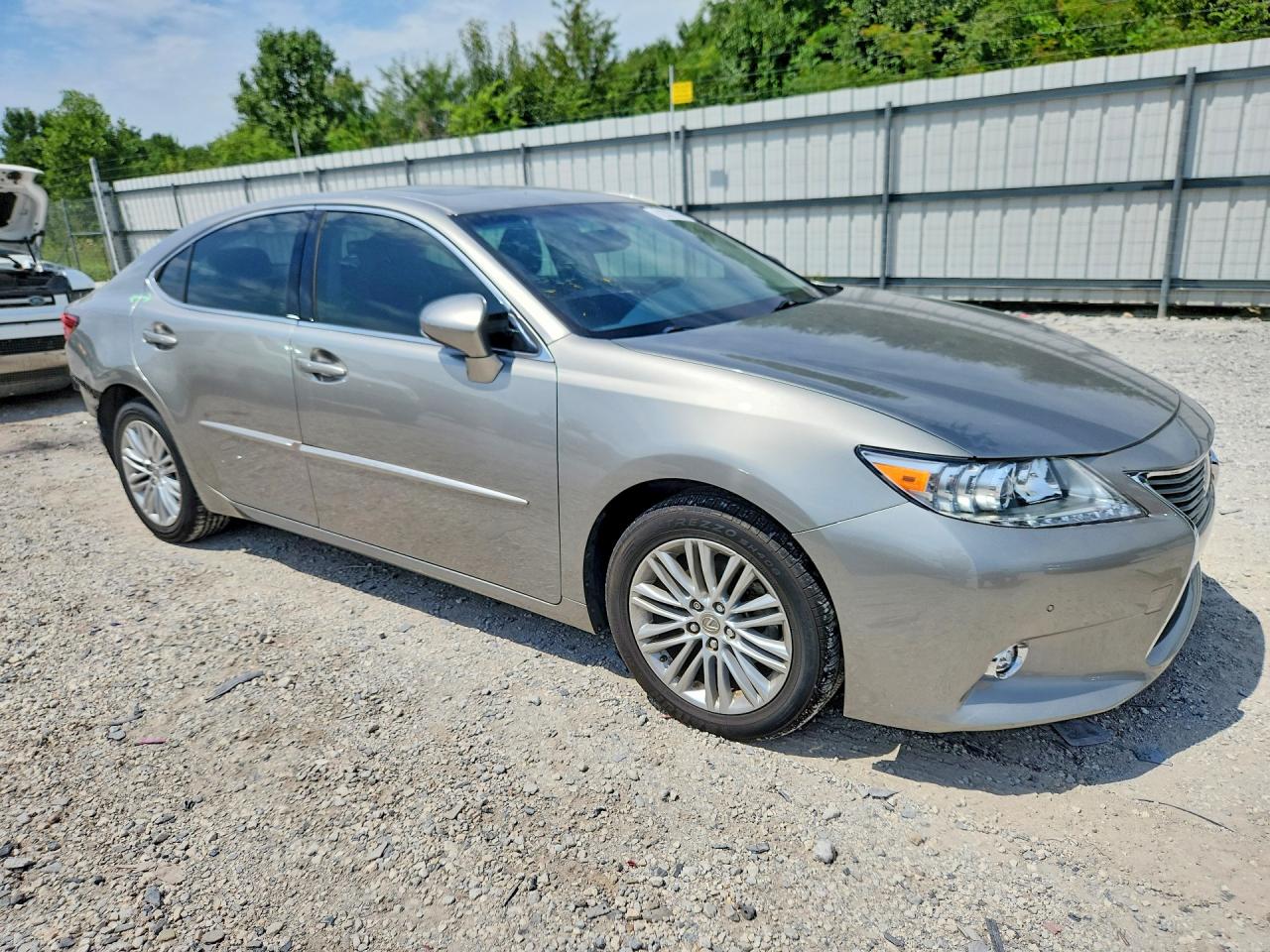 2015 Lexus Es 350 Beige vin: JTHBK1GG7F2154468