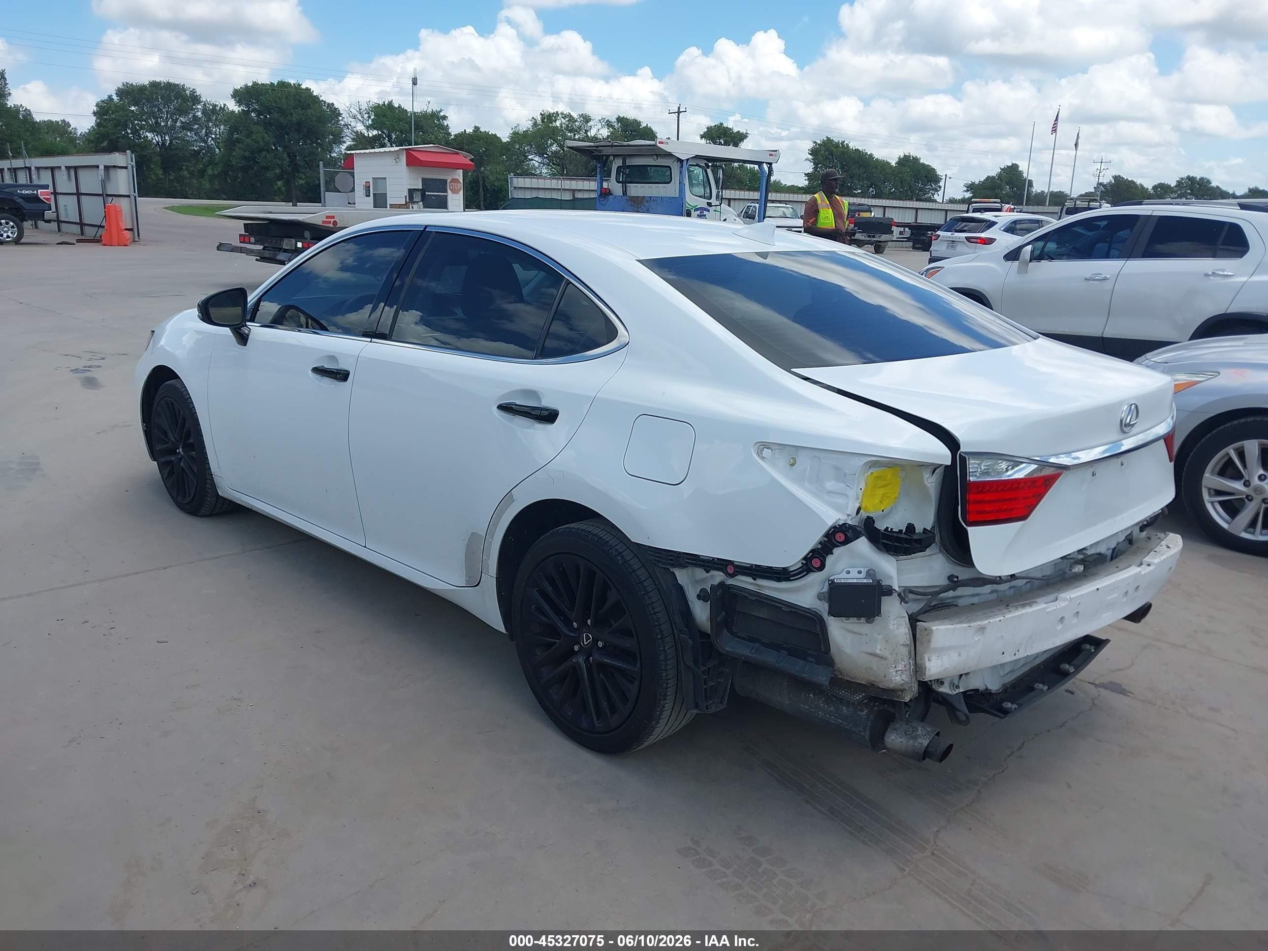 2015 Lexus Es 350 Crafted Line White vin: JTHBK1GG7F2174770