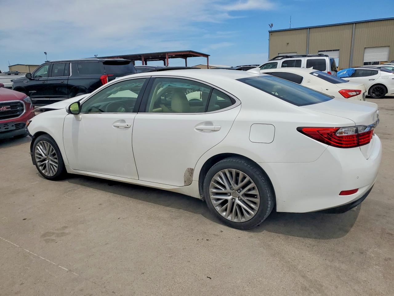 2015 Lexus Es 350 Белый vin: JTHBK1GG7F2196994