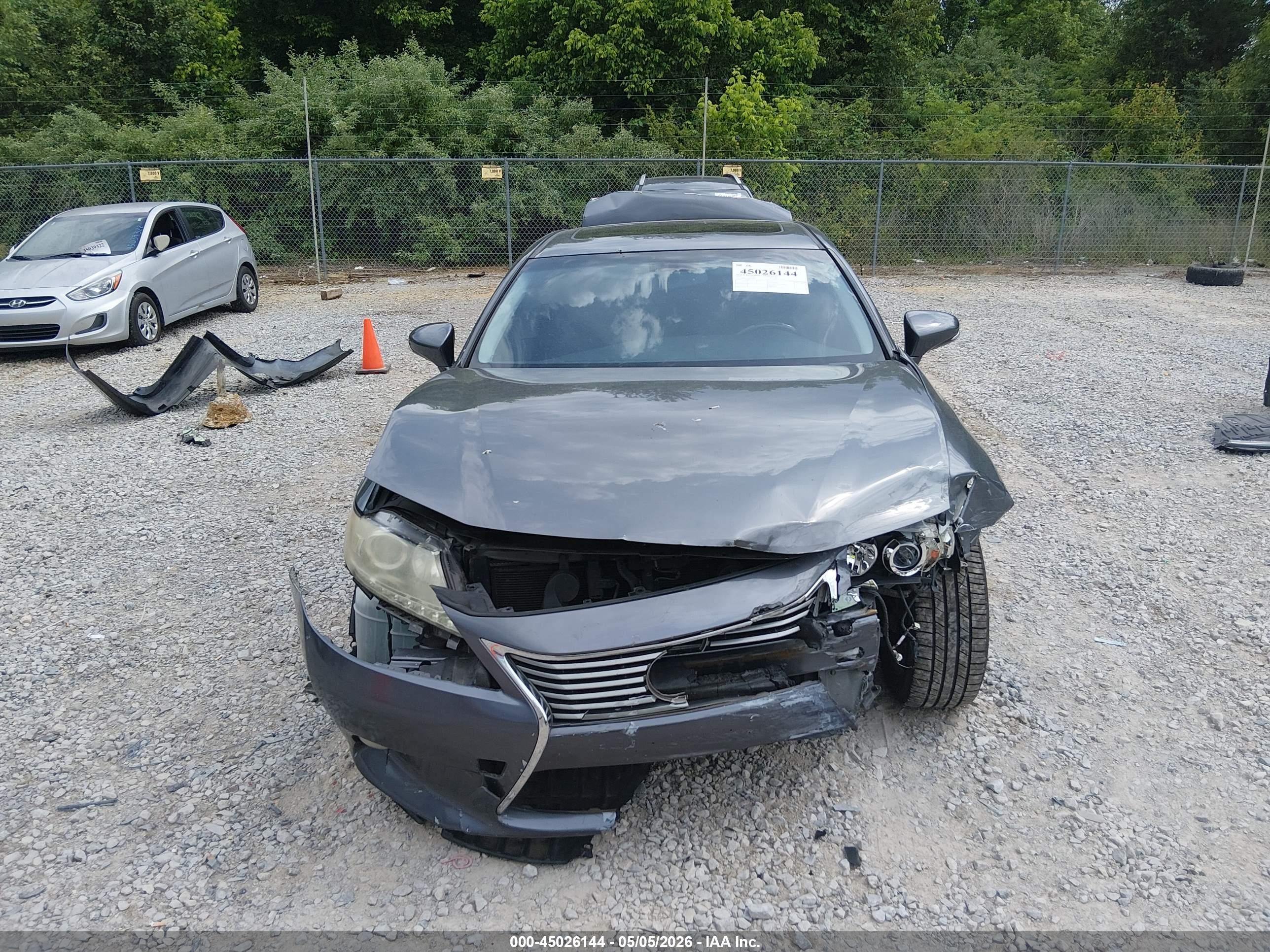 2013 Lexus Es 350   Серебряный vin: JTHBK1GG8D2009503