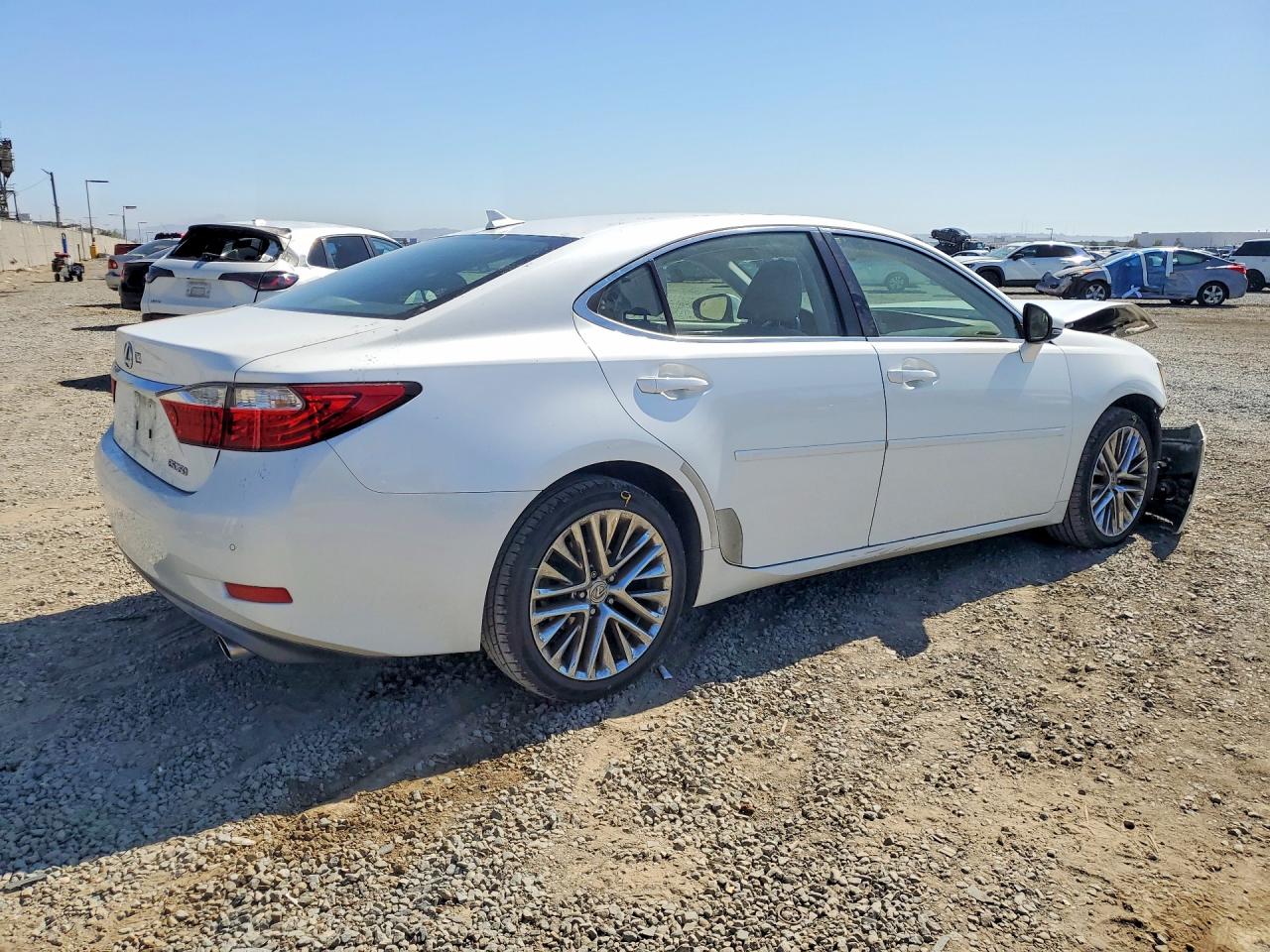 2013 Lexus Es 350 White vin: JTHBK1GG8D2022350