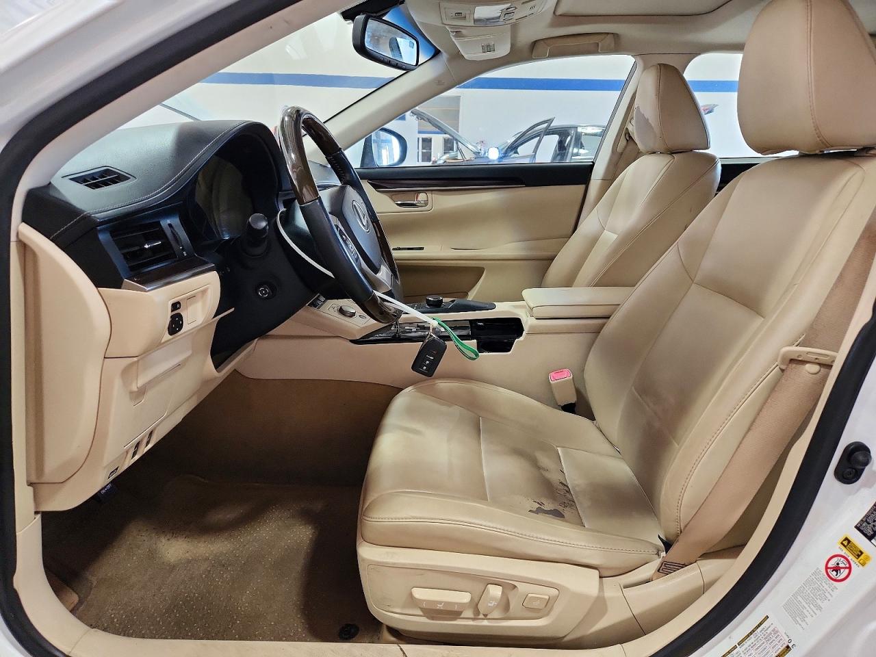2013 Lexus Es 350 Белый vin: JTHBK1GG8D2035051