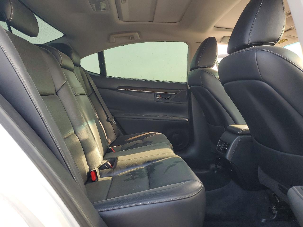 2013 Lexus Es 350 Белый vin: JTHBK1GG8D2057406