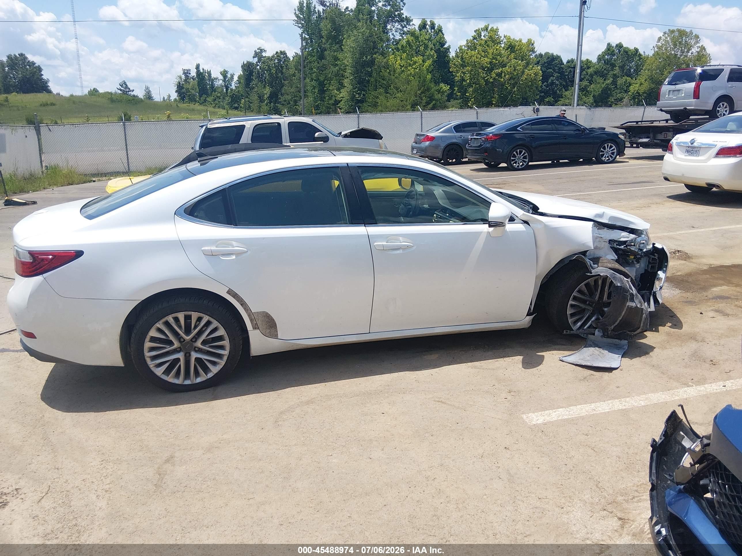 2013 Lexus Es 350   White vin: JTHBK1GG8D2059320