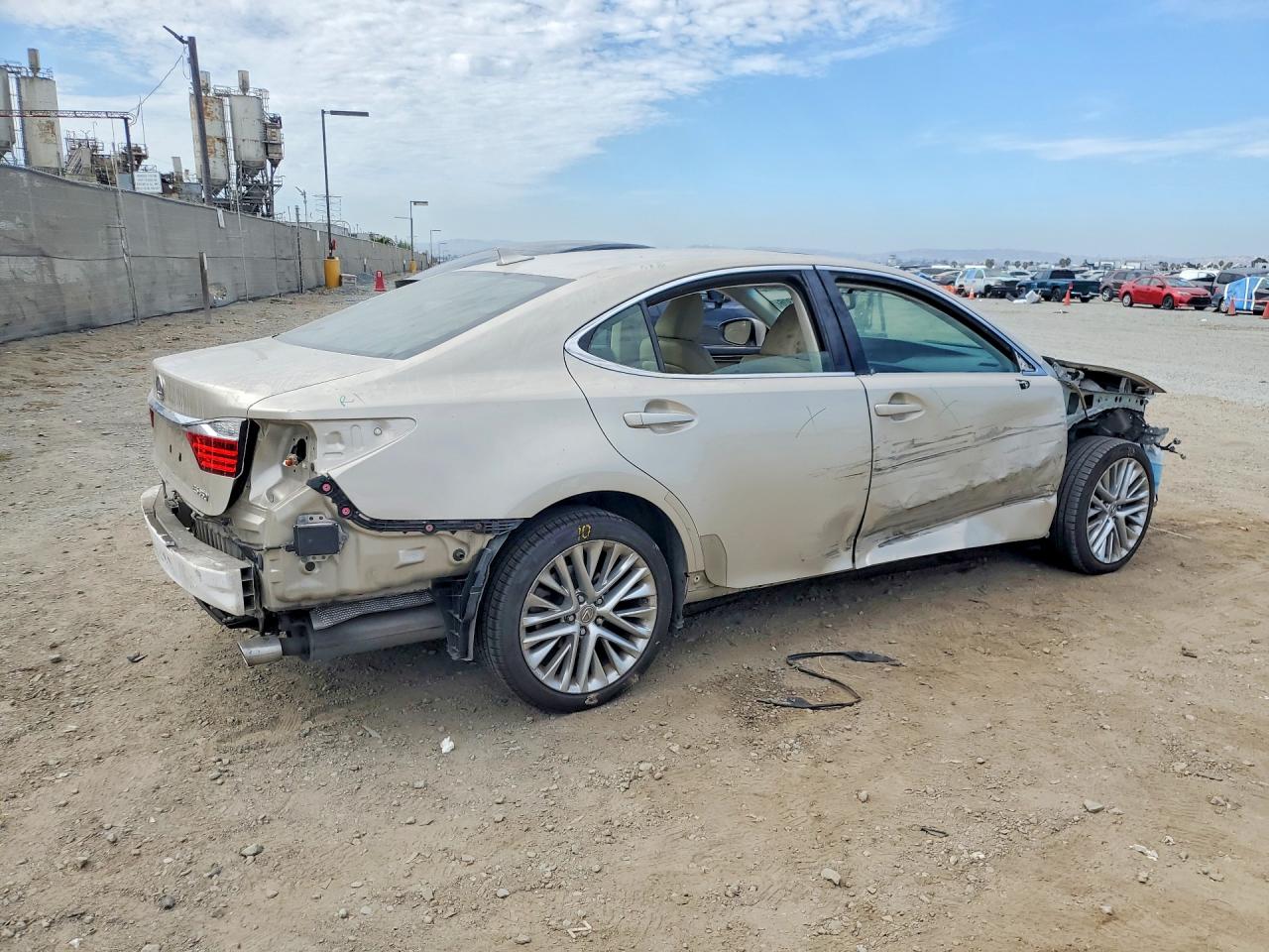 2013 Lexus Es 350 Gold vin: JTHBK1GG8D2064369
