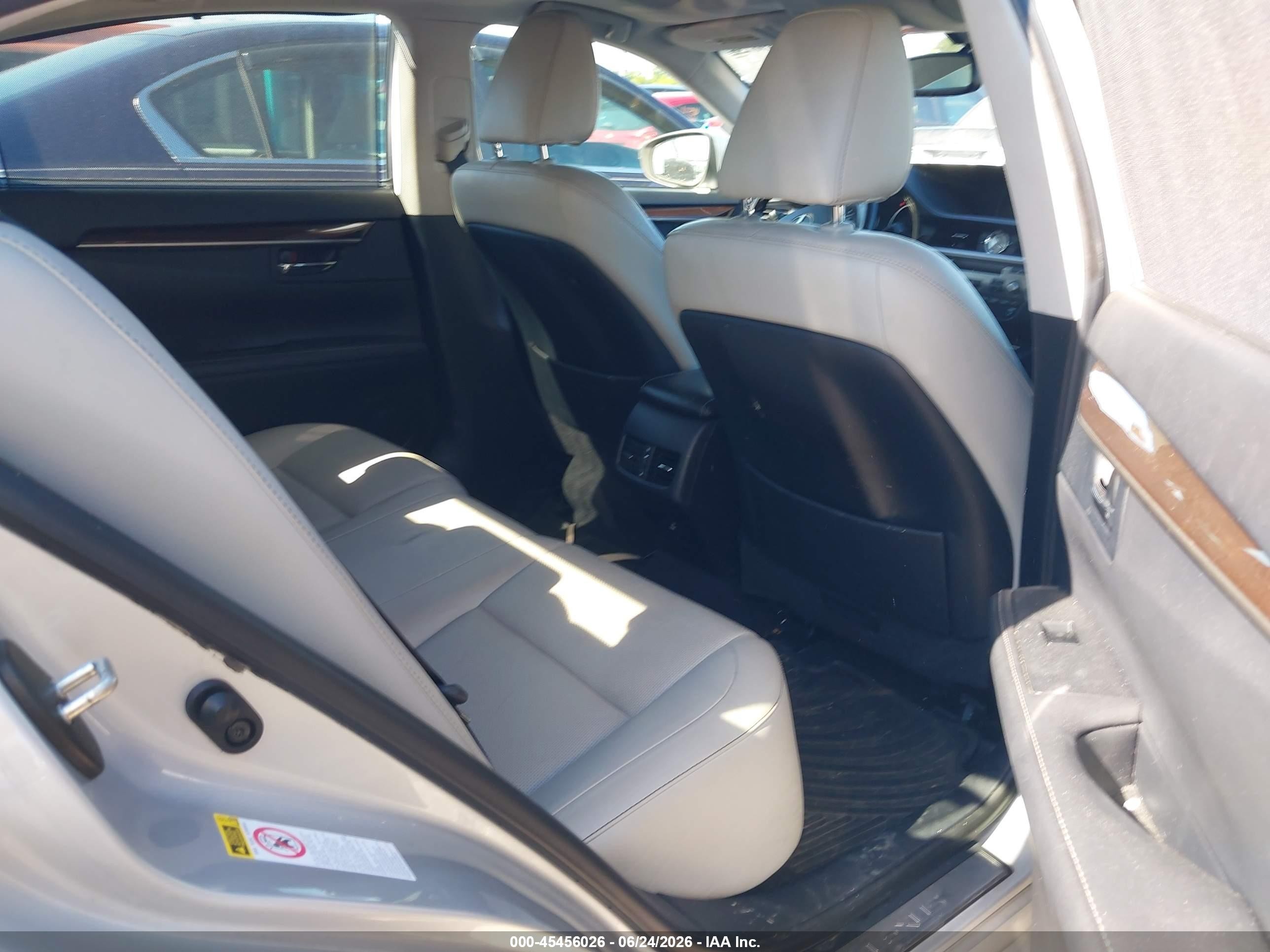 2013 Lexus Es 350   Silver vin: JTHBK1GG8D2069264