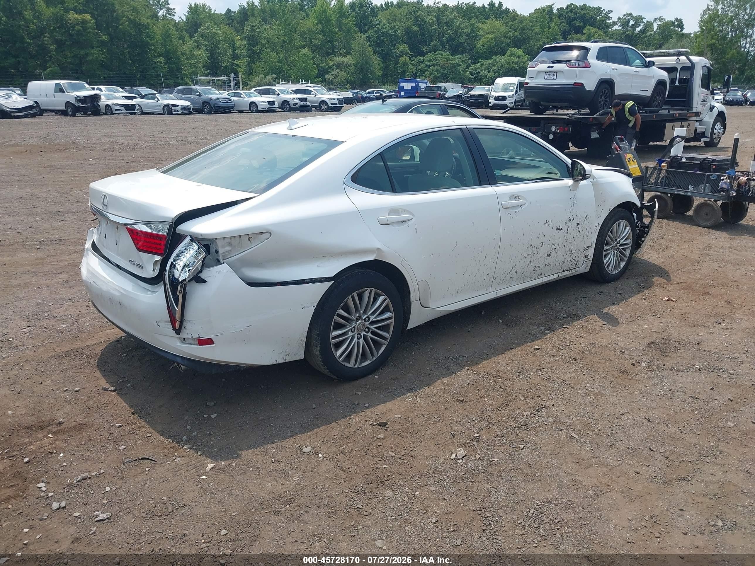 2013 Lexus Es 350   White vin: JTHBK1GG8D2079132