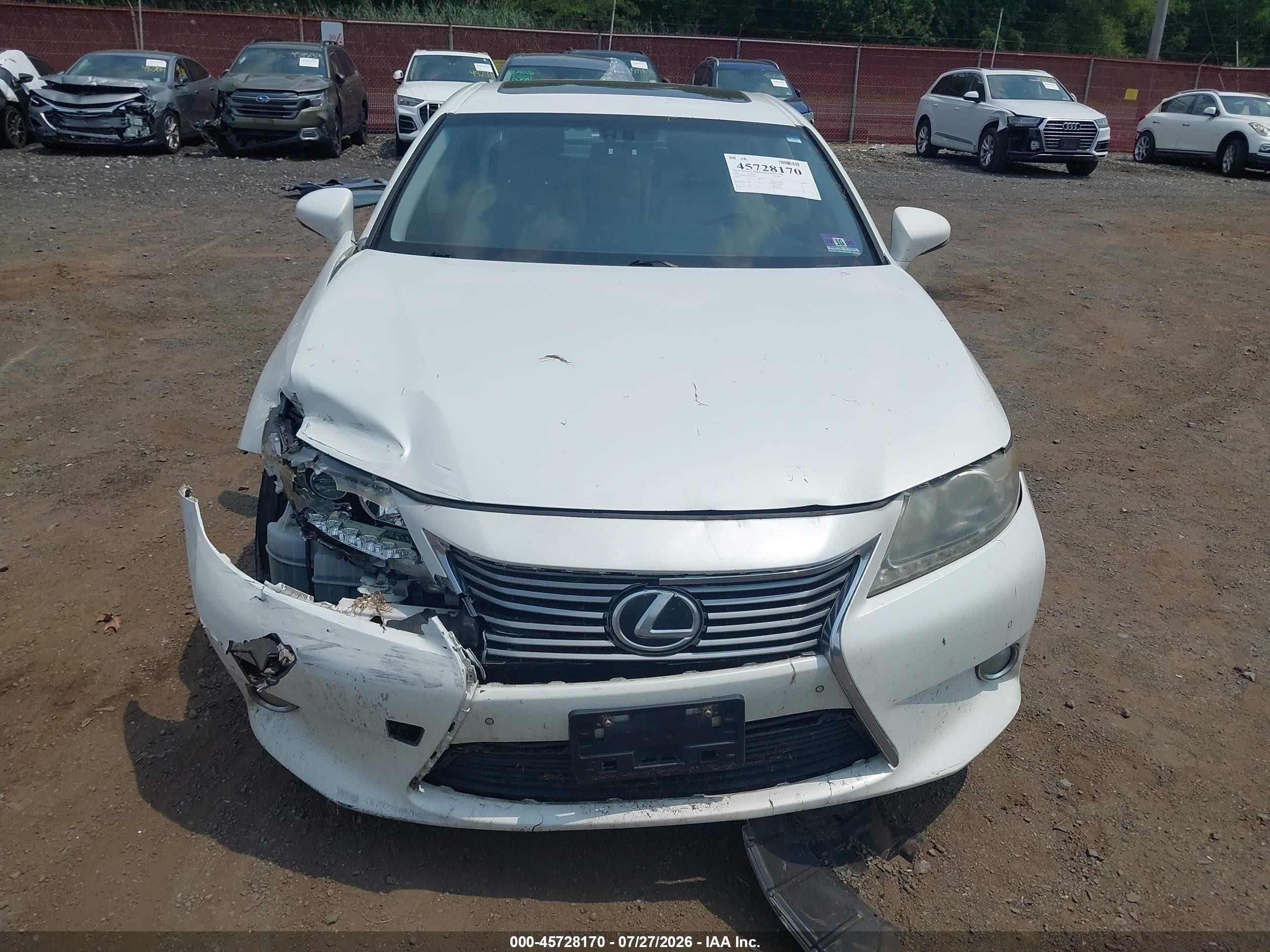 2013 Lexus Es 350   White vin: JTHBK1GG8D2079132