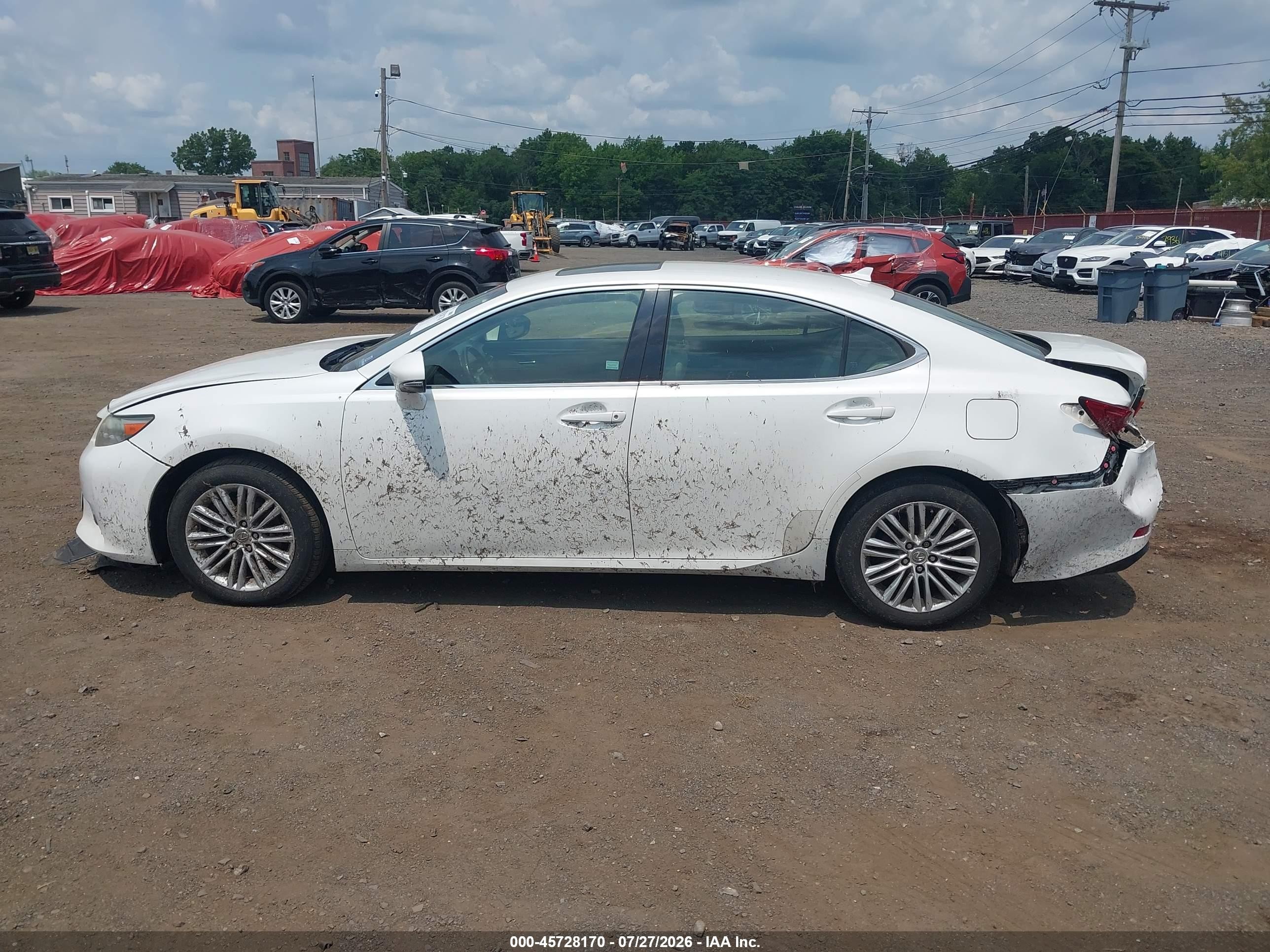 2013 Lexus Es 350   White vin: JTHBK1GG8D2079132