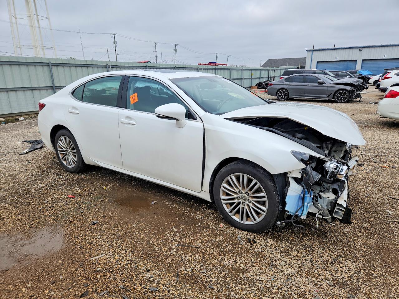 2014 Lexus Es 350 Base White vin: JTHBK1GG8E2110459