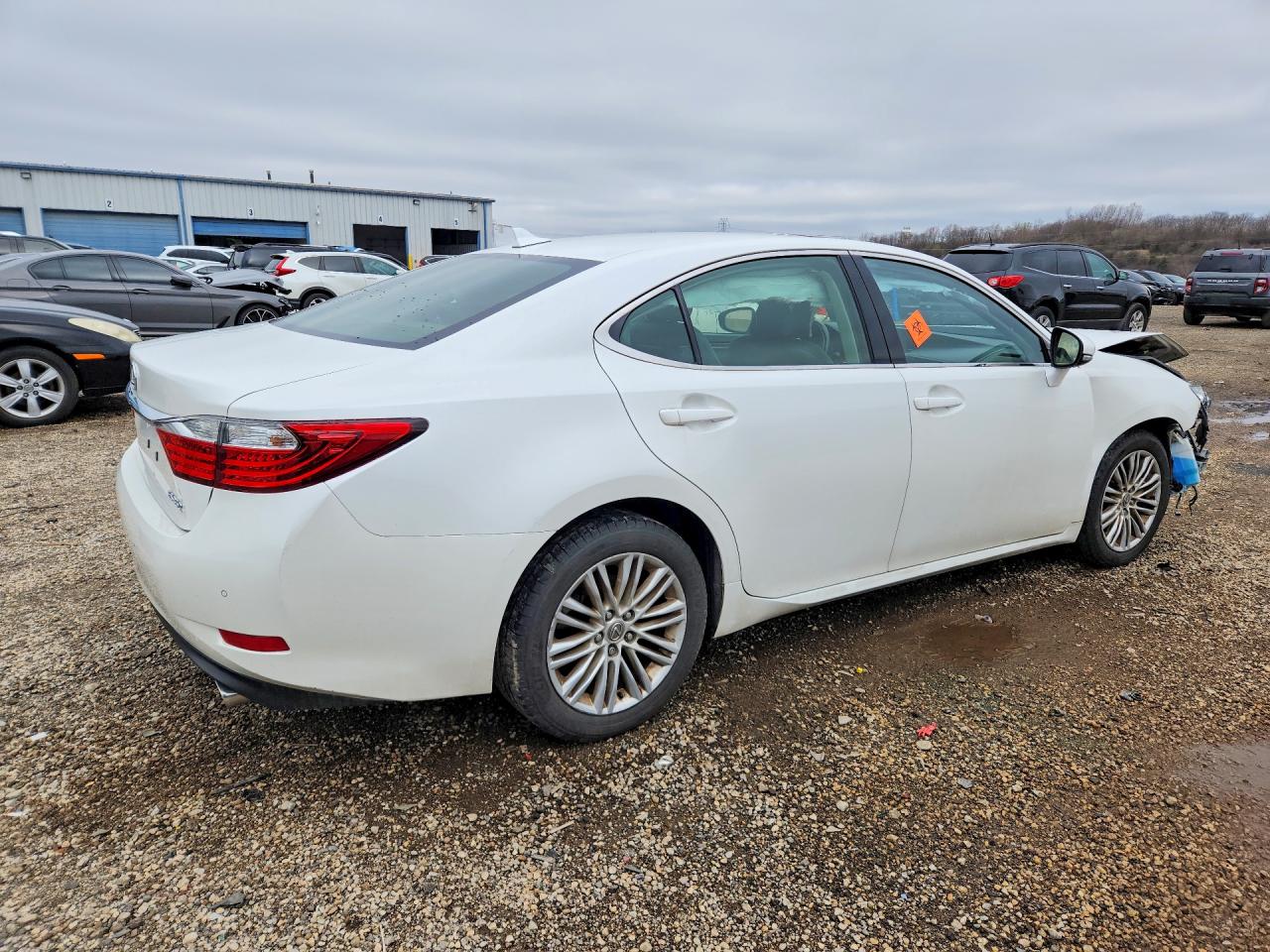 2014 Lexus Es 350 Base White vin: JTHBK1GG8E2110459