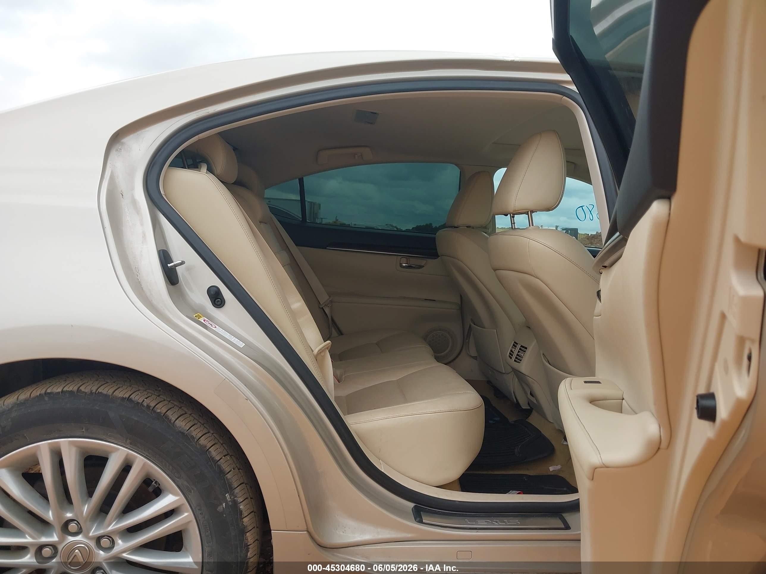 2014 Lexus Es 350   Cream vin: JTHBK1GG8E2113541