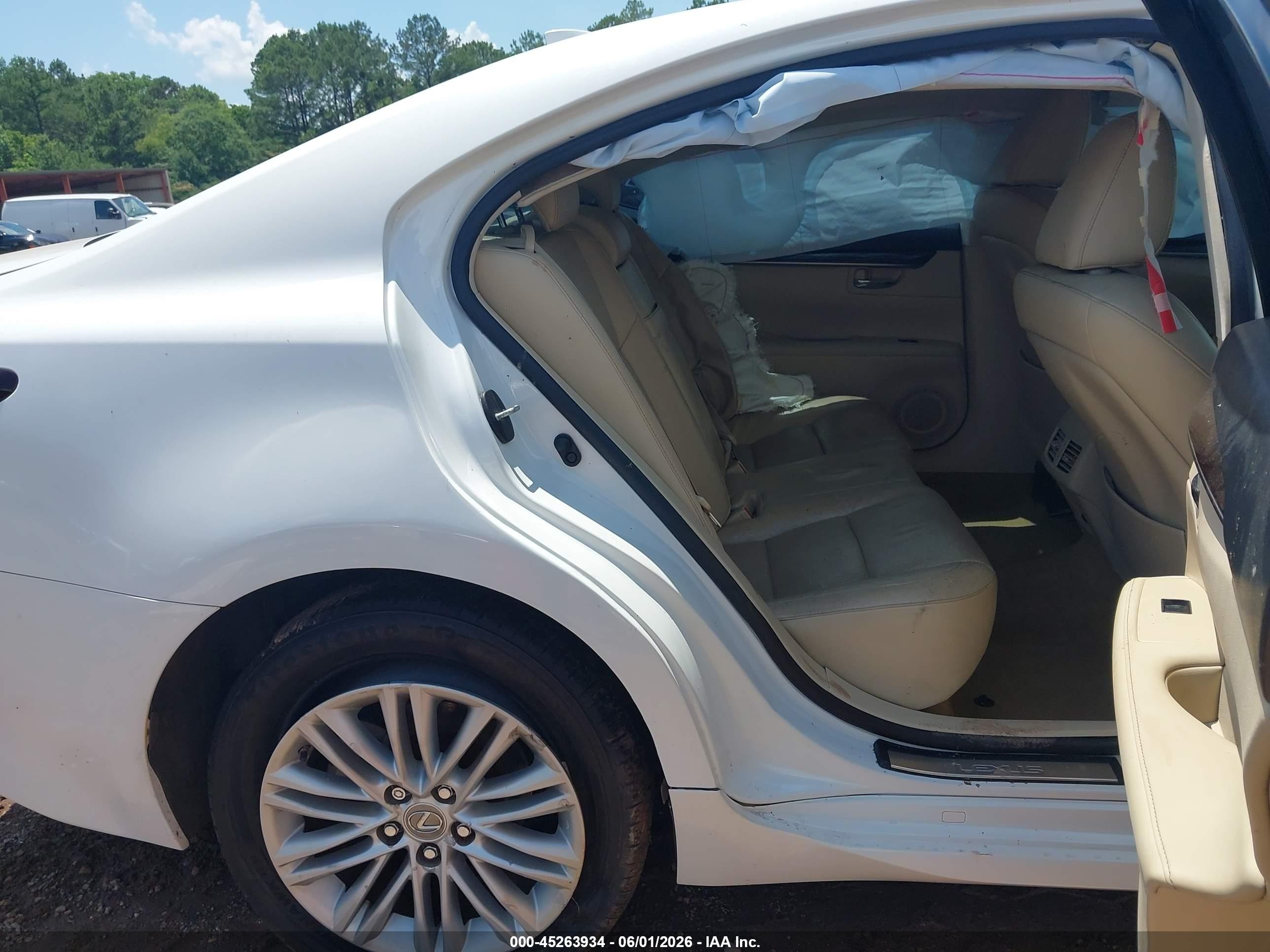2015 Lexus Es 350   White vin: JTHBK1GG8F2165480