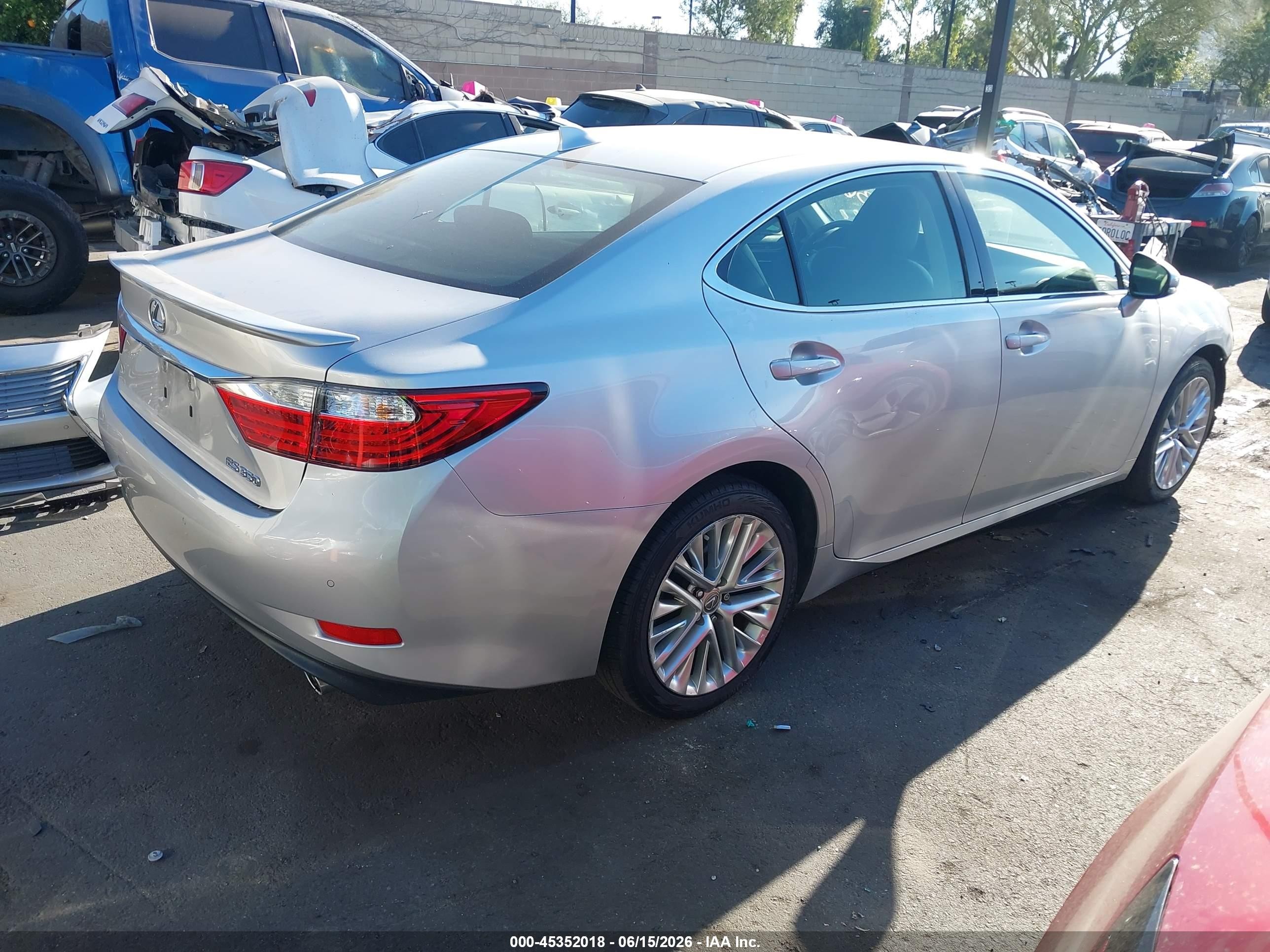 2015 Lexus Es 350   Silver vin: JTHBK1GG8F2169870