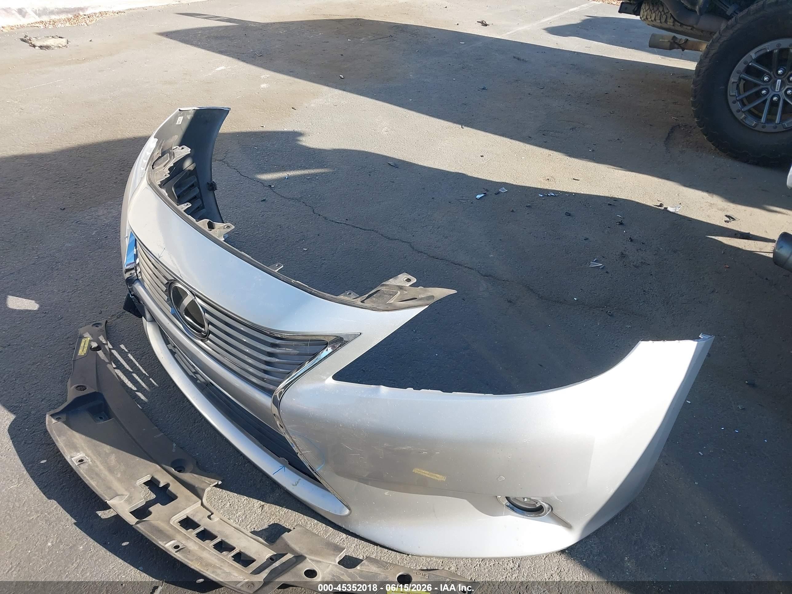 2015 Lexus Es 350   Silver vin: JTHBK1GG8F2169870
