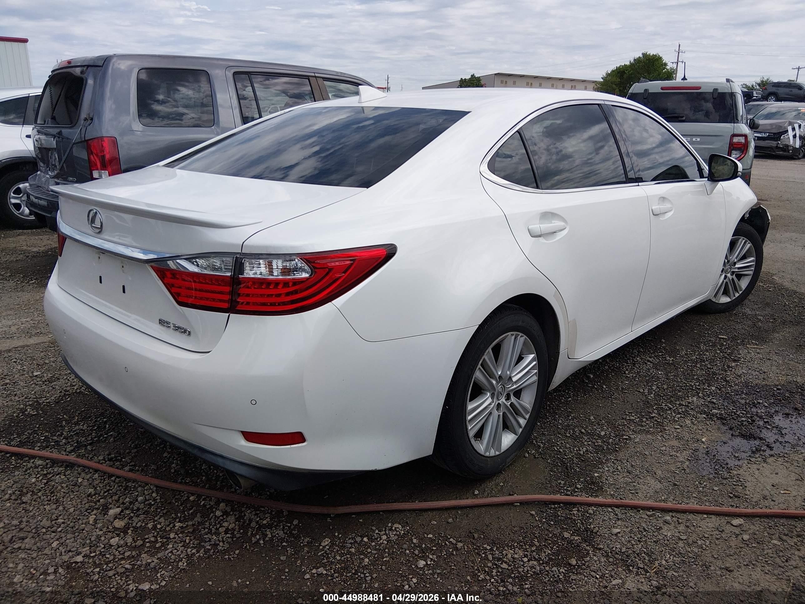 2015 Lexus Es 350 White vin: JTHBK1GG8F2172753